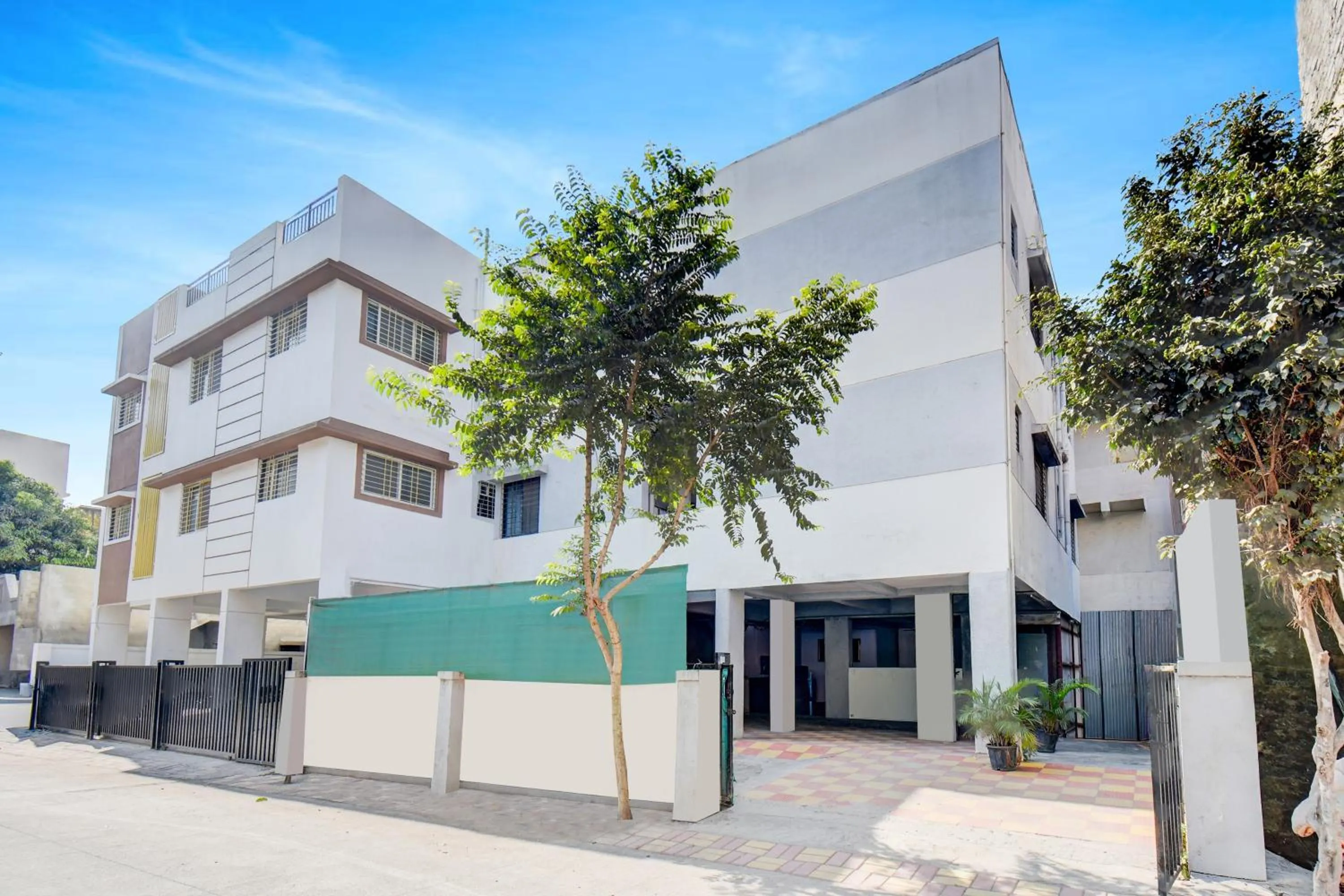 Facade/entrance in Super Hotel O Western Avenue Pune Formerly Happy Stay