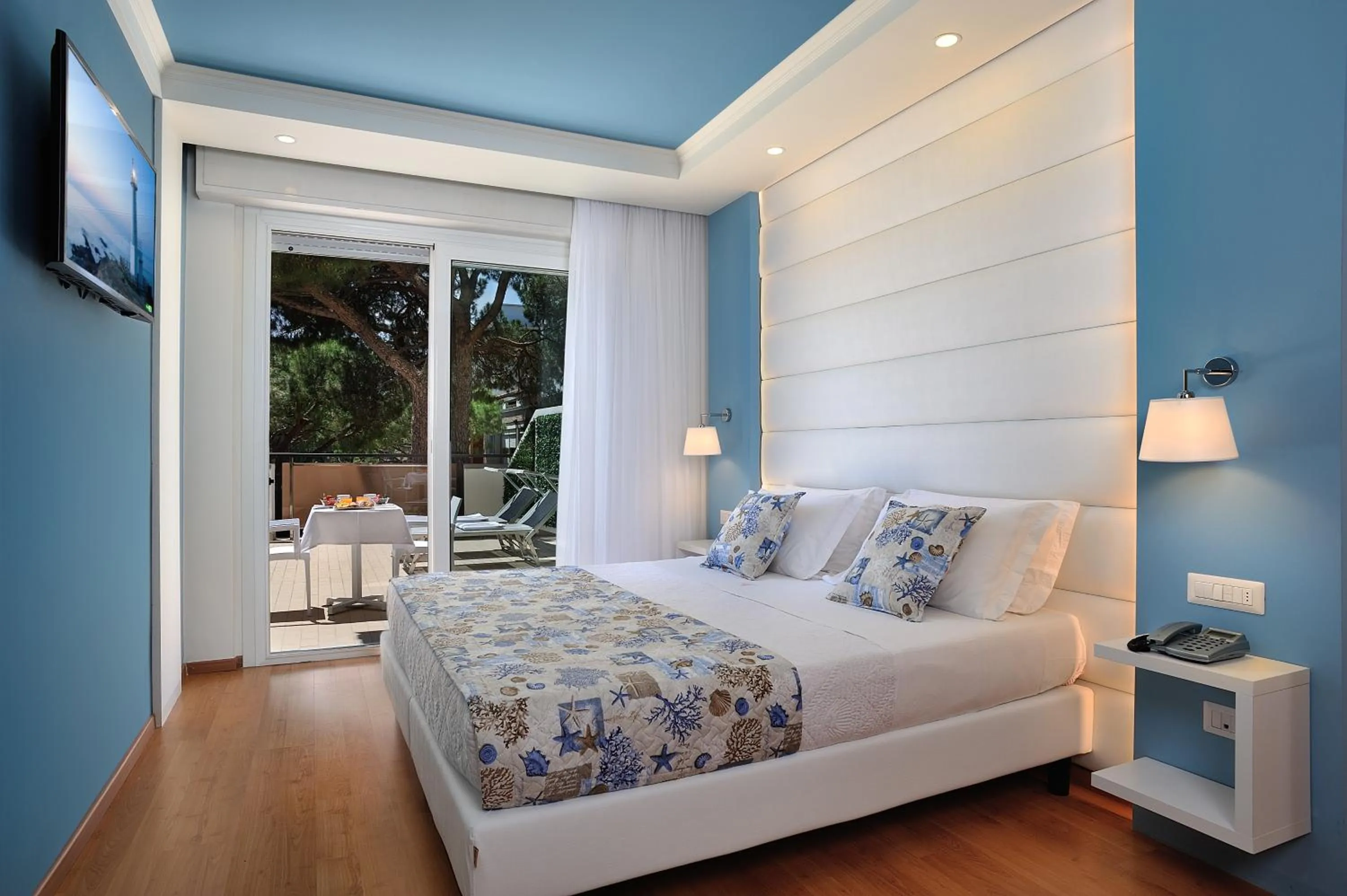 Bedroom, Bed in Hotel Concord - Nel cuore di Riccione