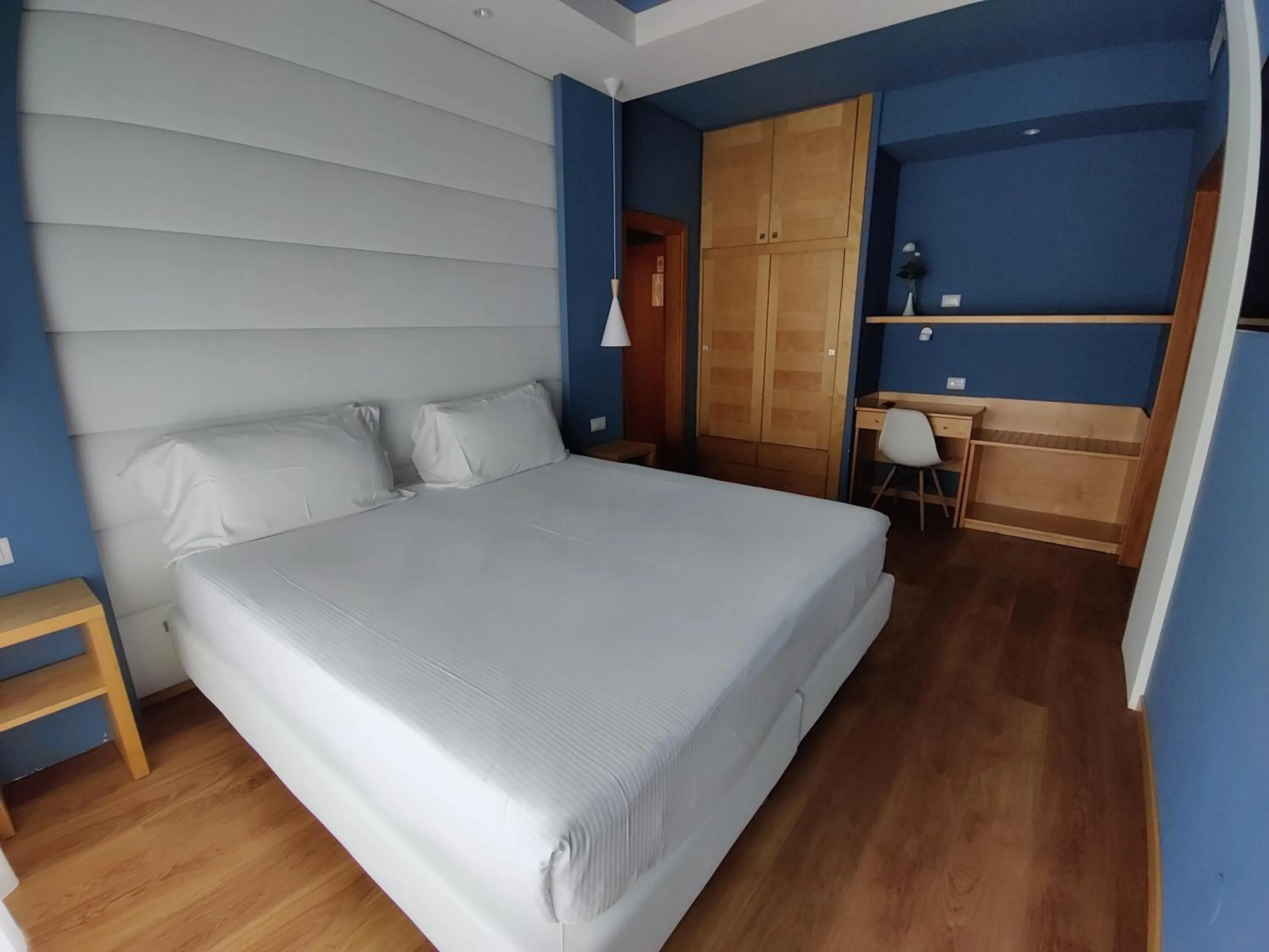 Bedroom, Bed in Hotel Concord - Nel cuore di Riccione