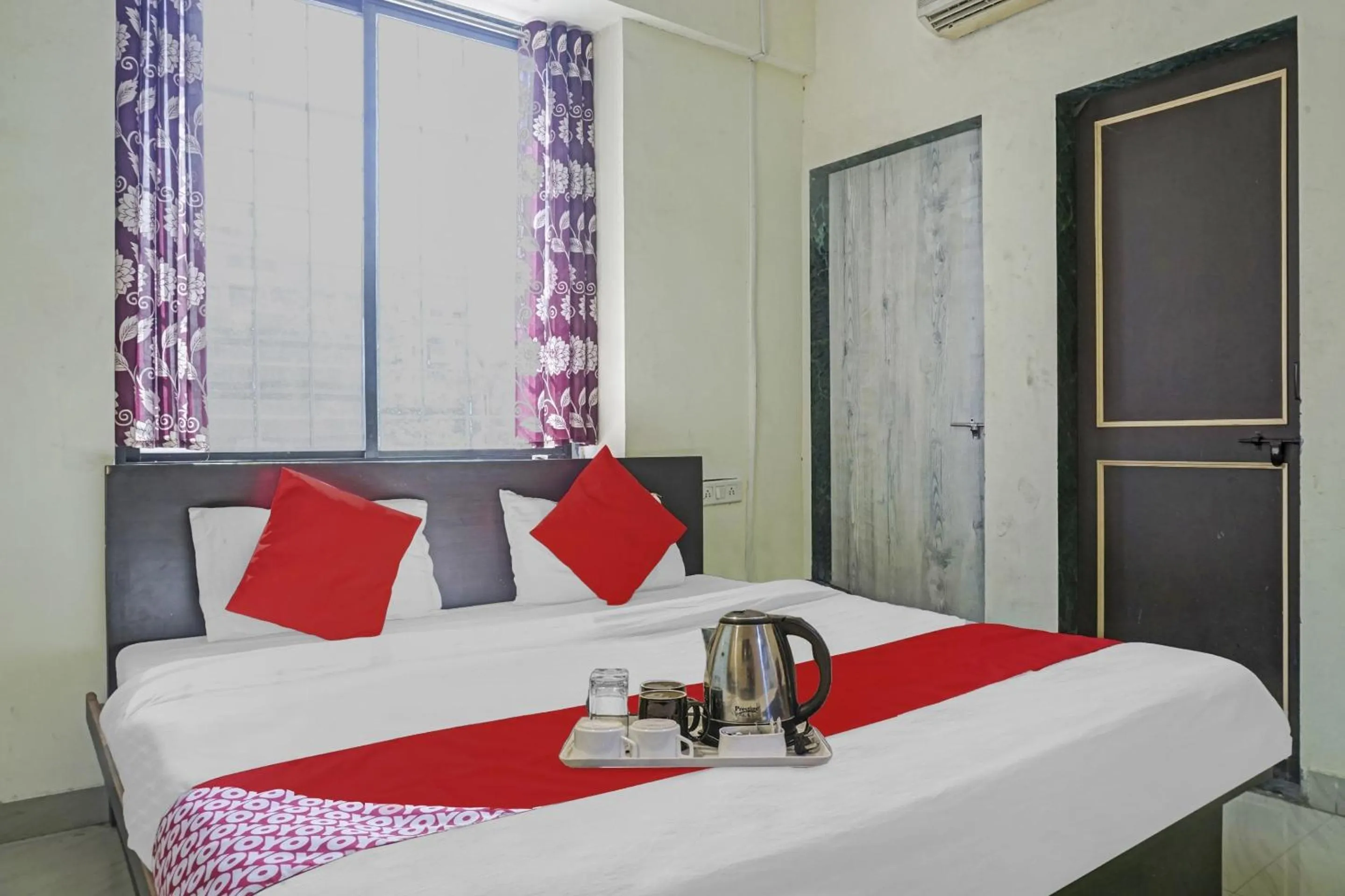 Bedroom in Hotel O R K Exclusive