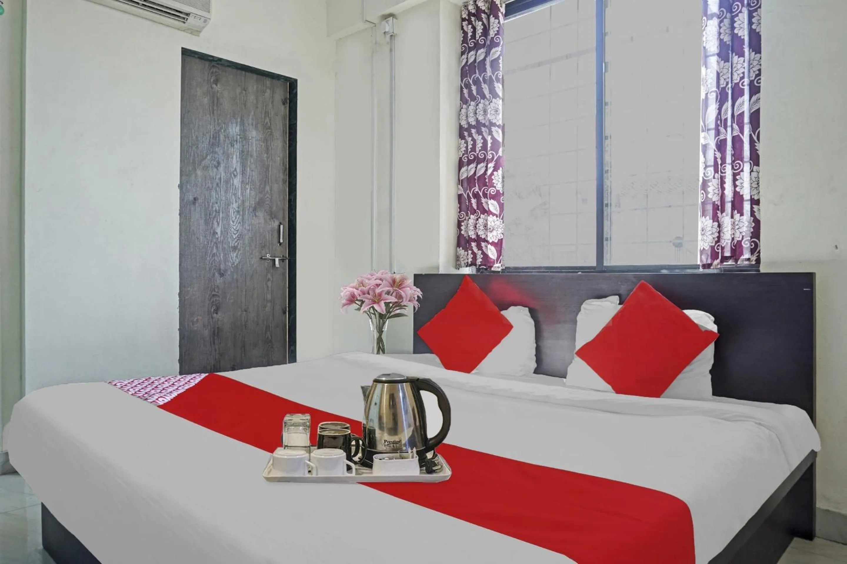 Bedroom in Hotel O R K Exclusive