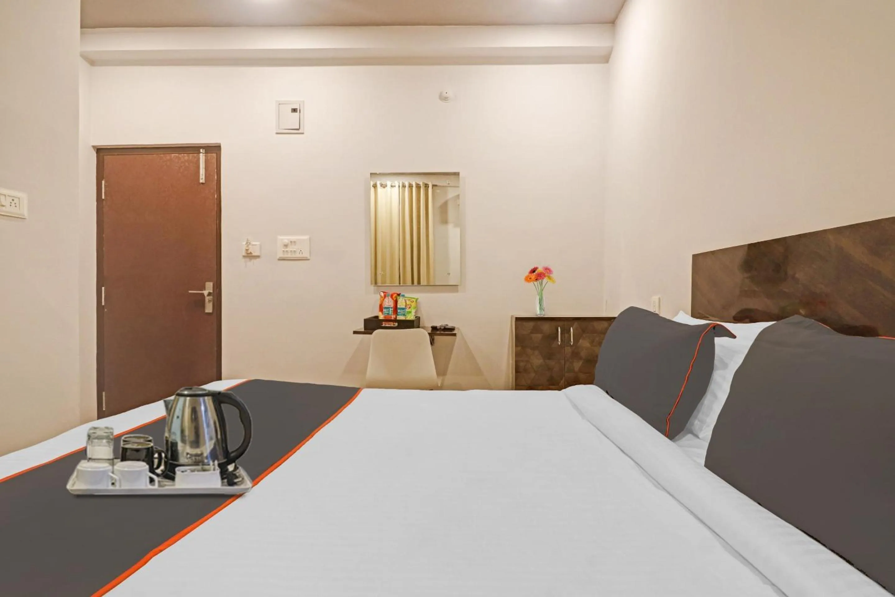 Bedroom, Bed in Super Townhouse RCC Pristine