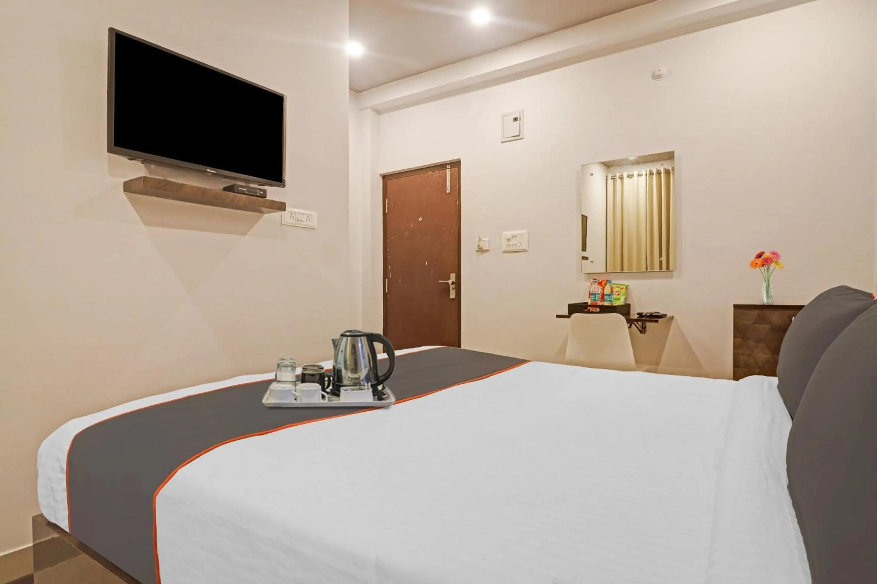 Bedroom, Bed in Super Townhouse RCC Pristine