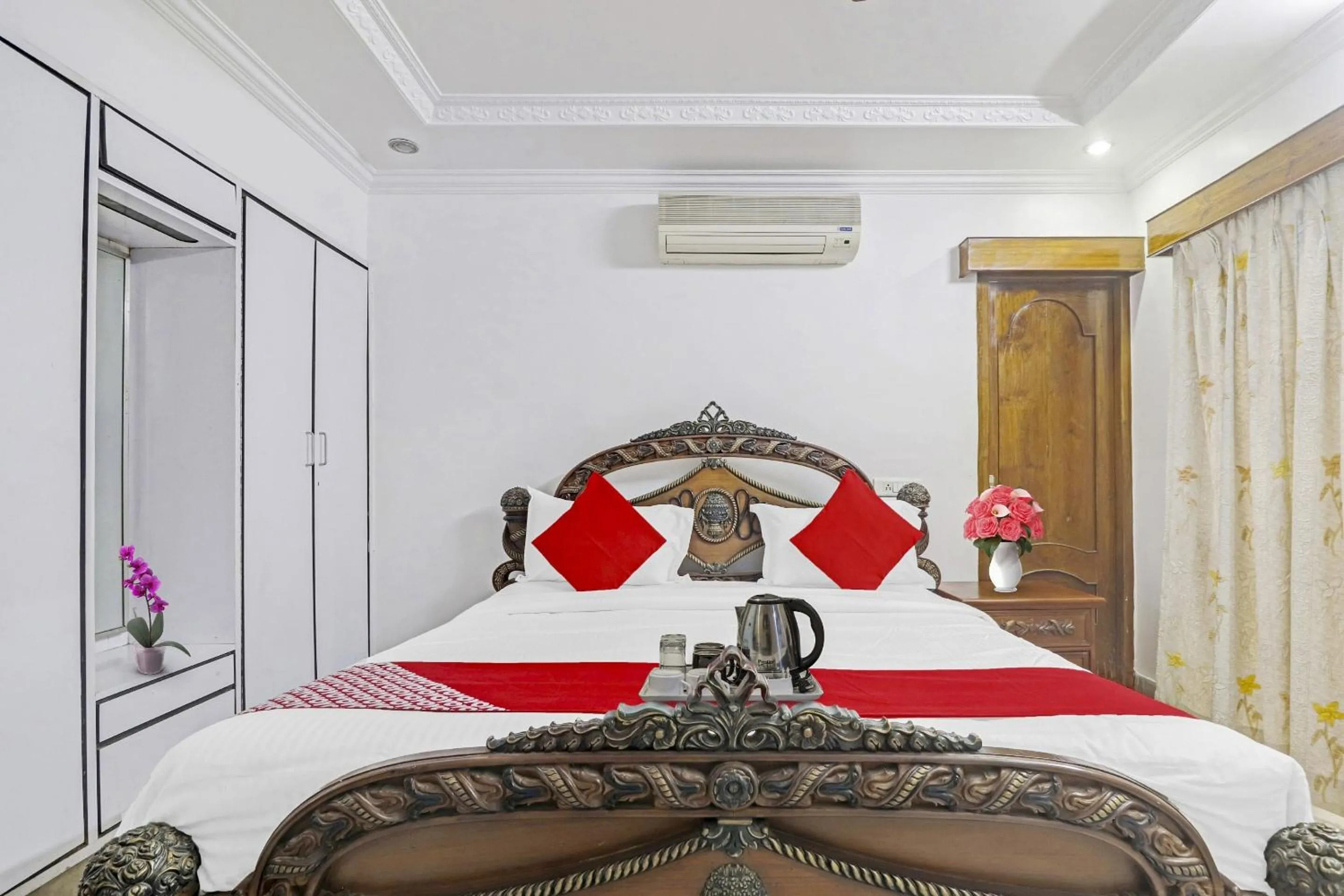 Bedroom, Bed in Super Hotel O Alpine Glow Crest