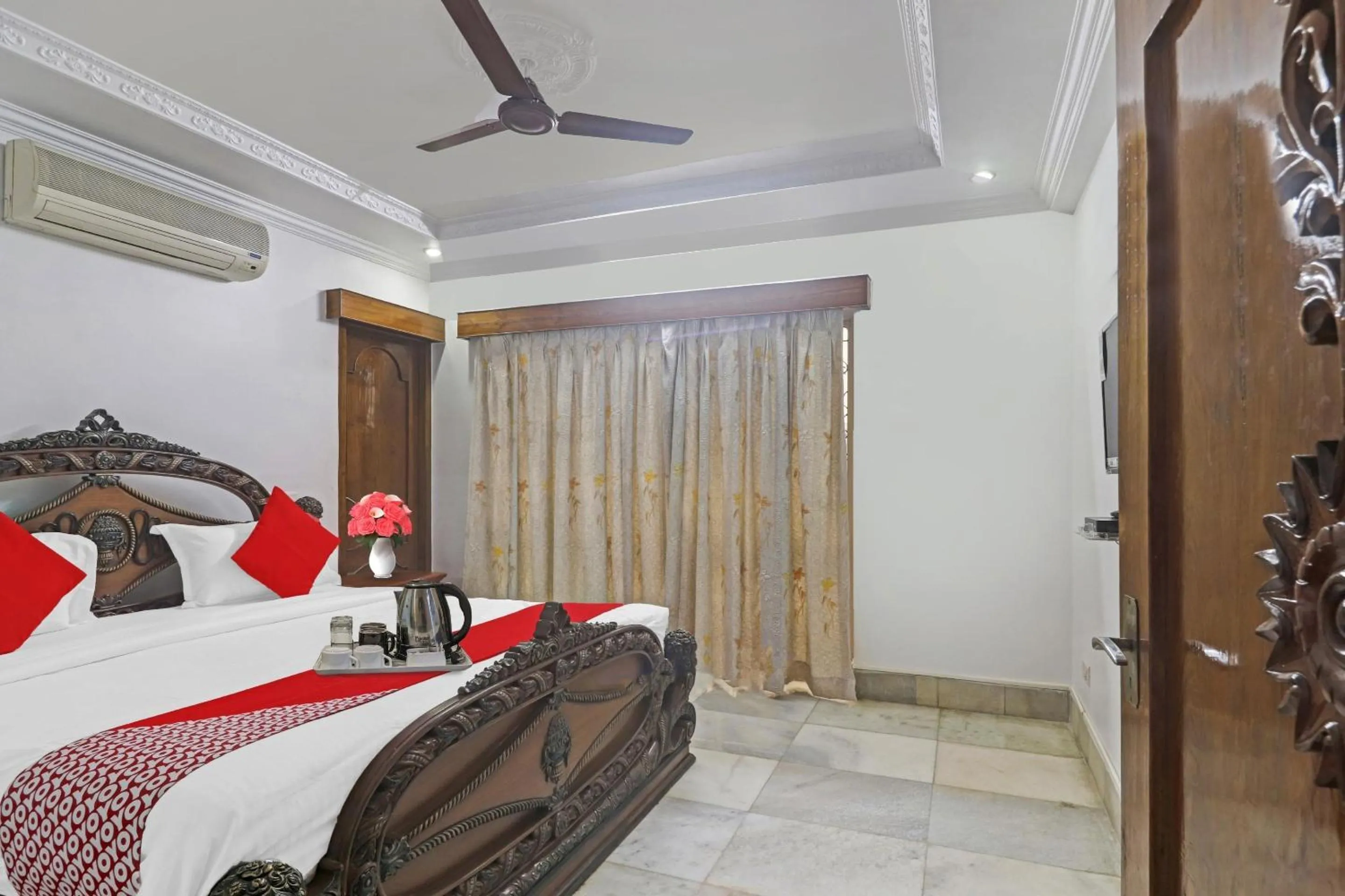 Bedroom, Bed in Super Hotel O Alpine Glow Crest