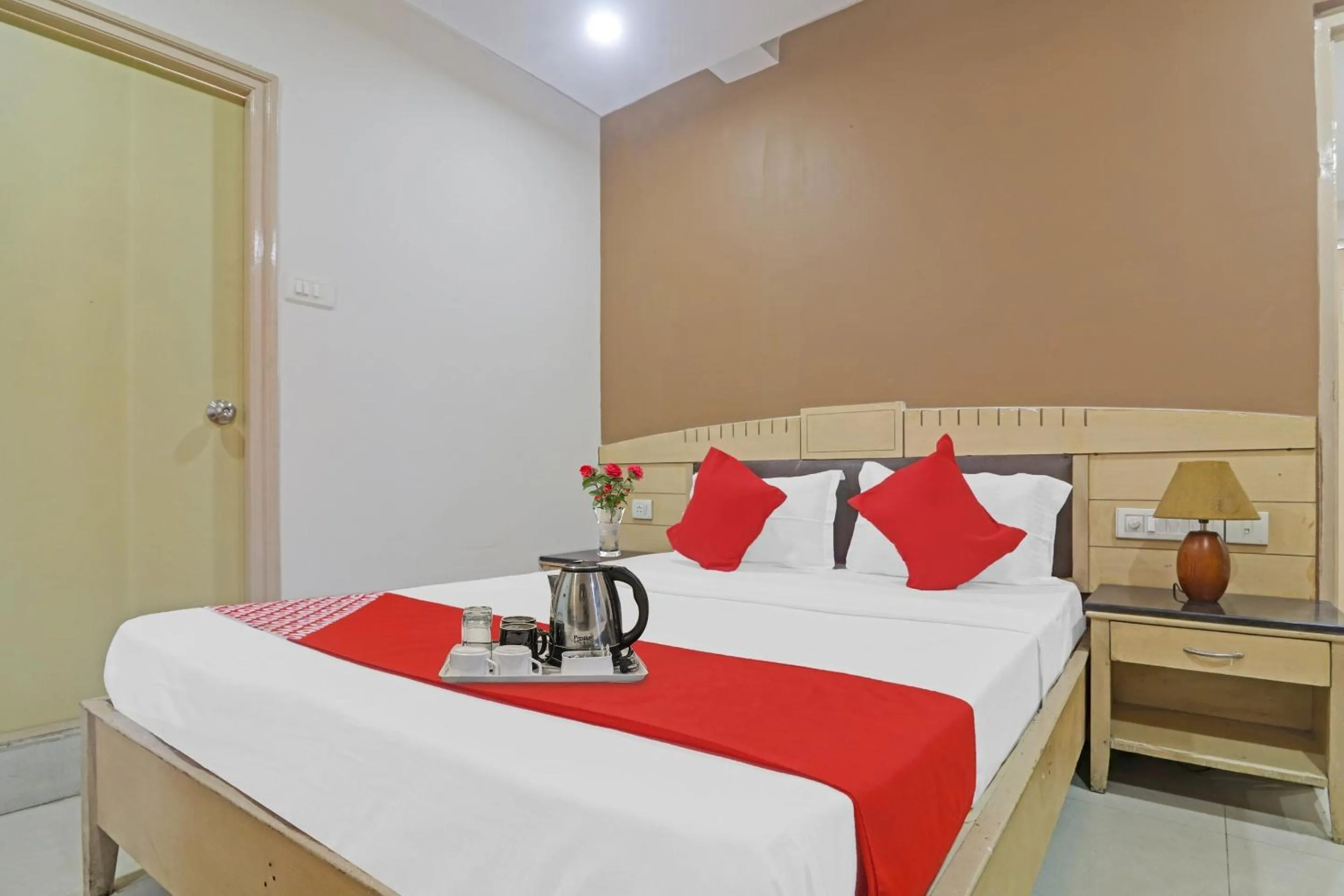 Bedroom, Bed in Hotel O Padmini Near Lakdikapool Metro Station