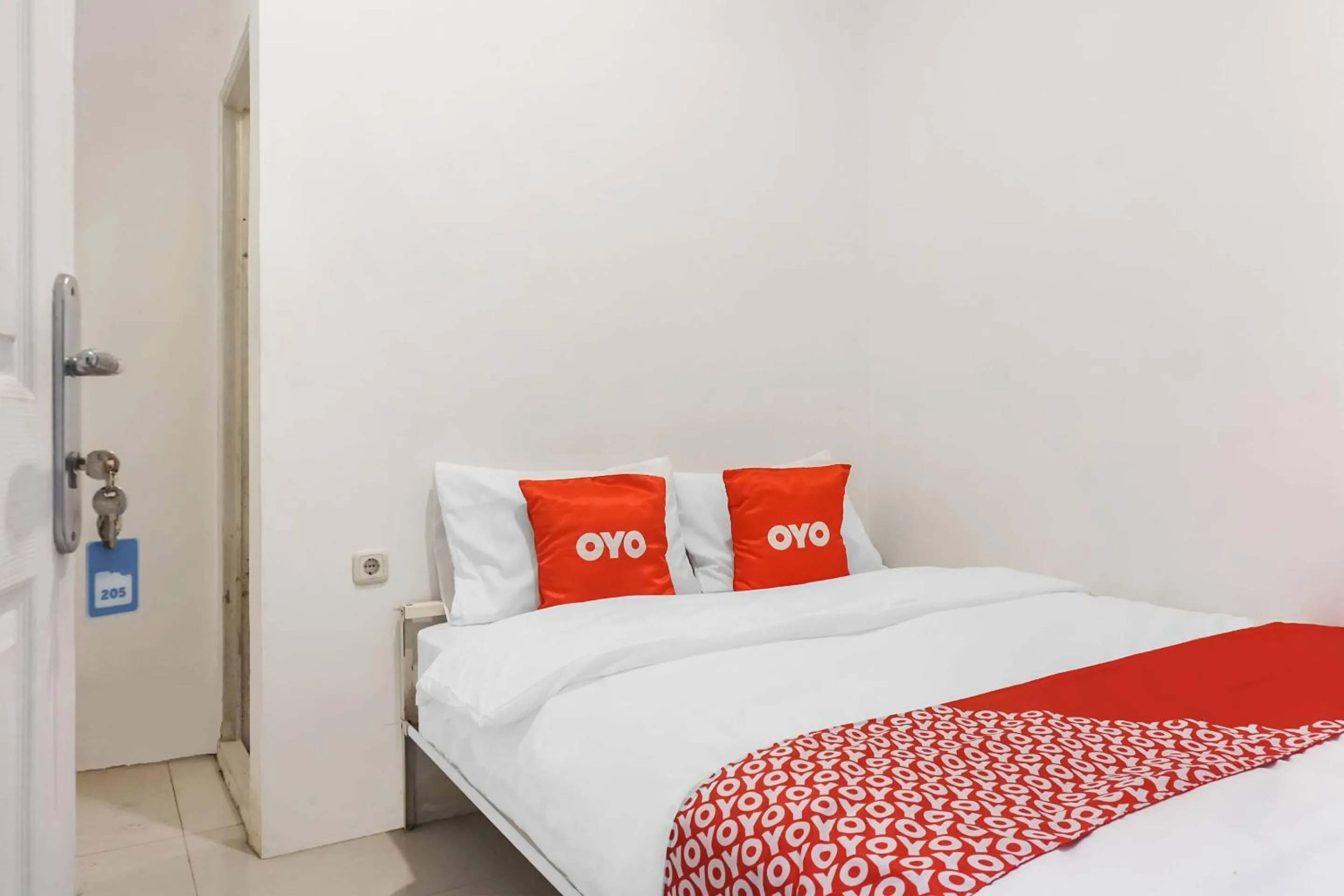 Super OYO 91074 Stariez Senen Syariah