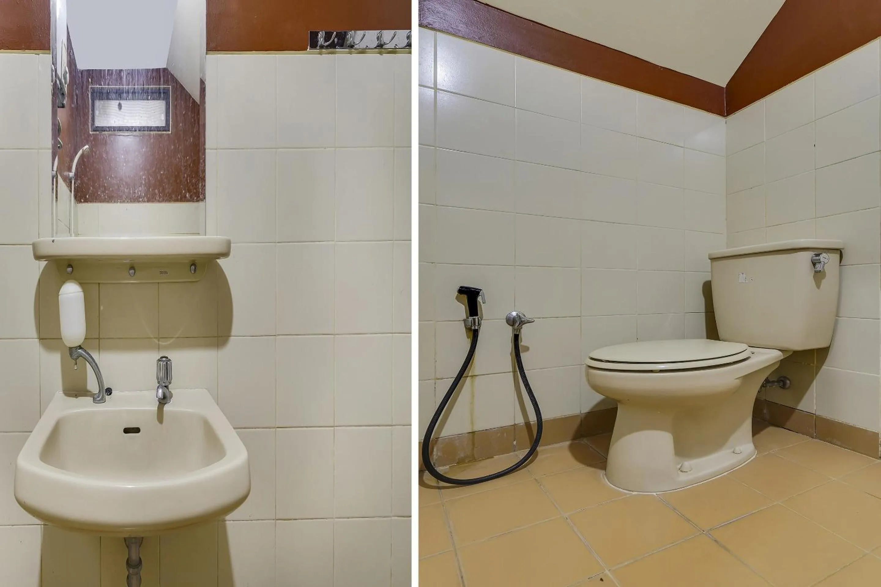 Bathroom in SPOT ON 91107 Villa Galaxy Resort