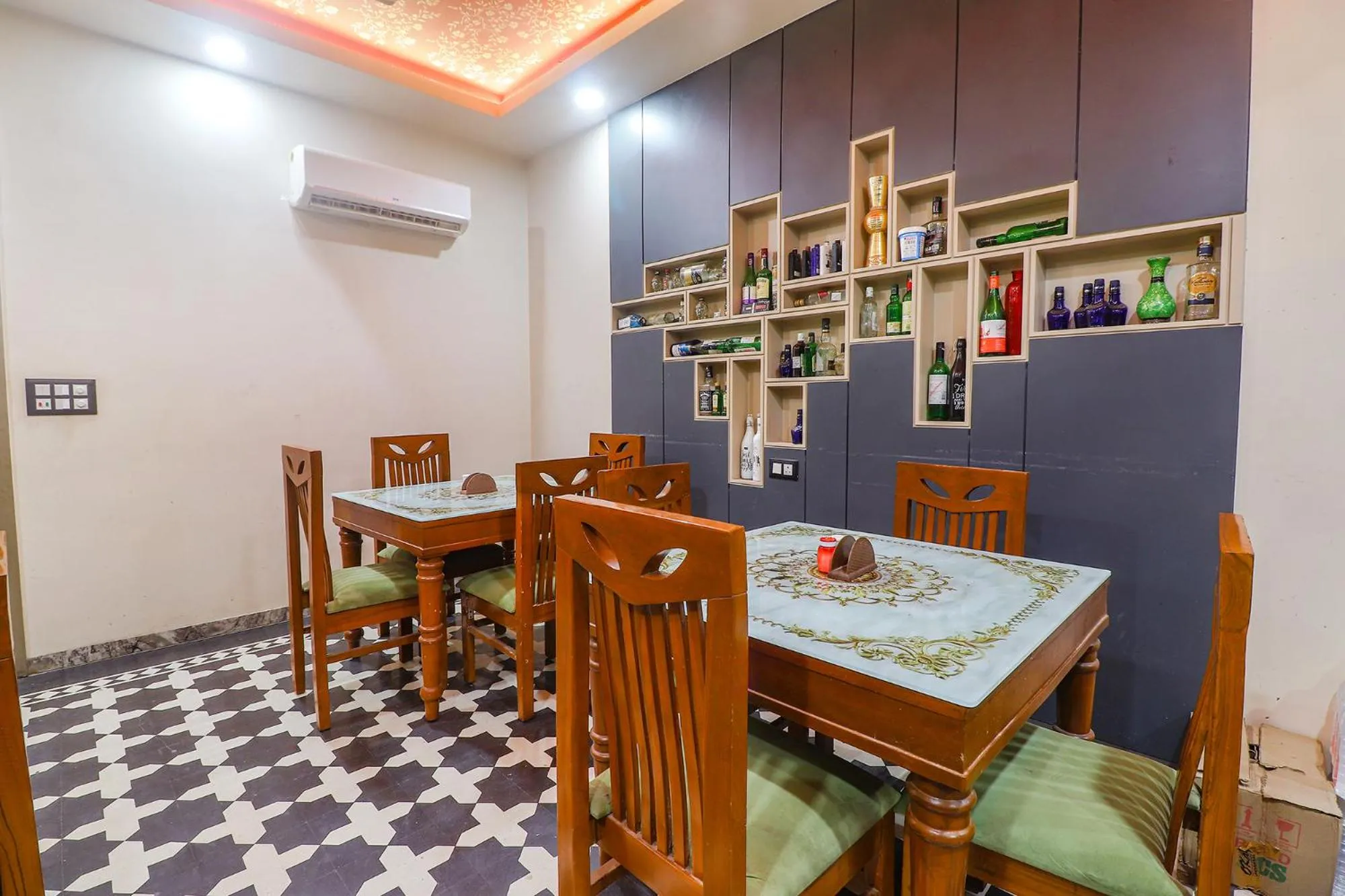 Dining area in FabHotel Be Happy