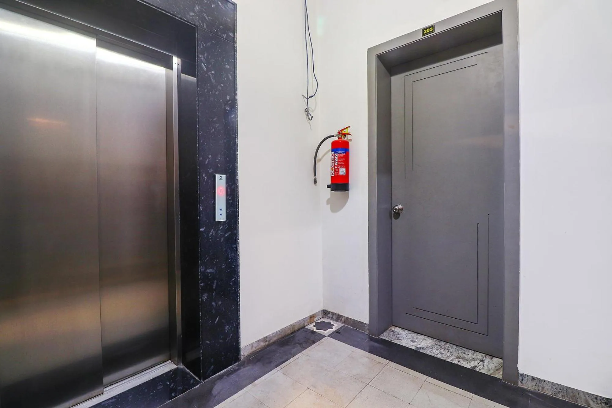 elevator in FabHotel Be Happy