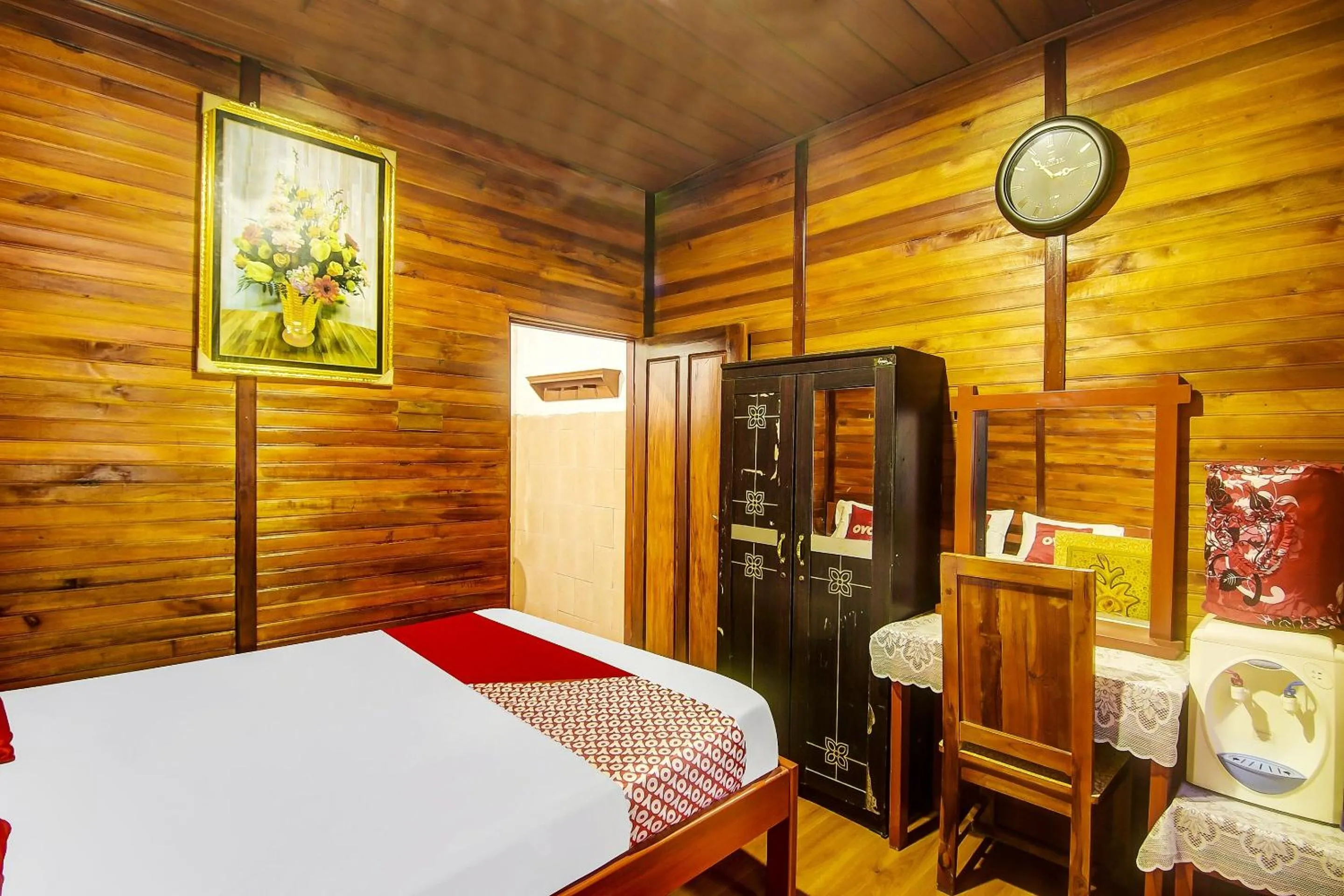 Bedroom in Hotel O Desa Wisata Marinsow Near Gereja Pantekosta Marinsow