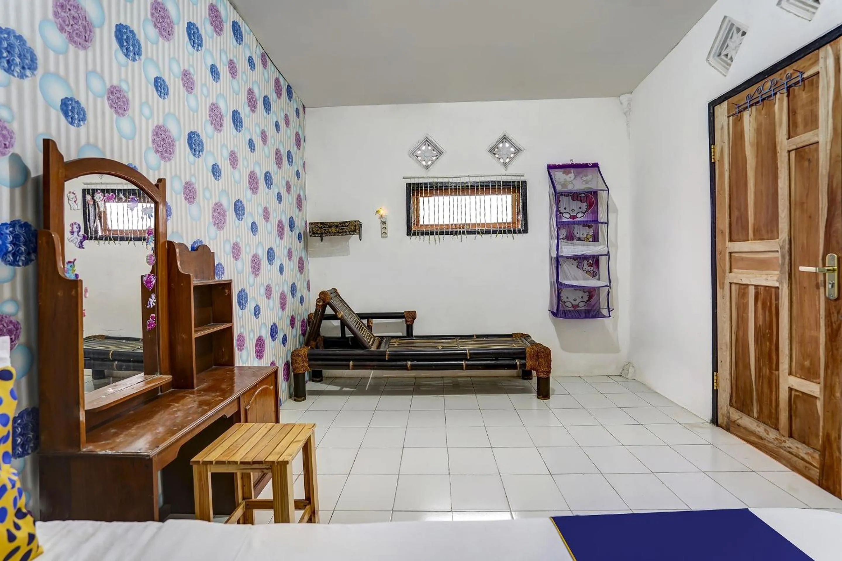 Bedroom in Hotel O Syariah Desa Wisata Lembah Gunung Tumpeng