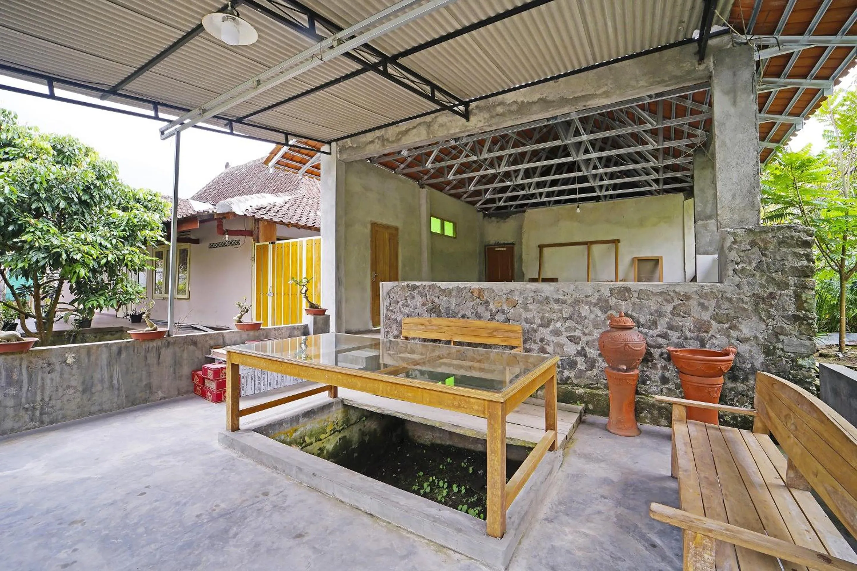 Lobby or reception in Hotel O Griya Estu Wening