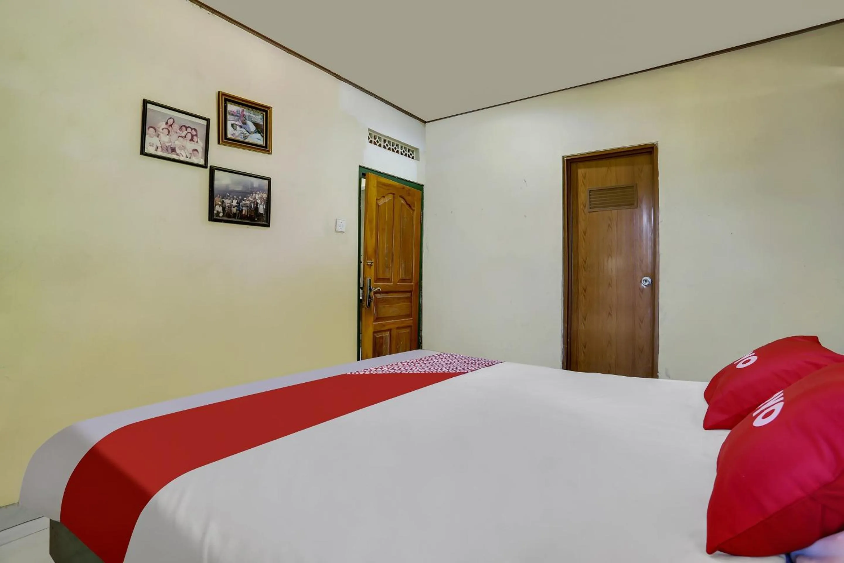 Bedroom in Hotel O Desa Wisata Banyuatis