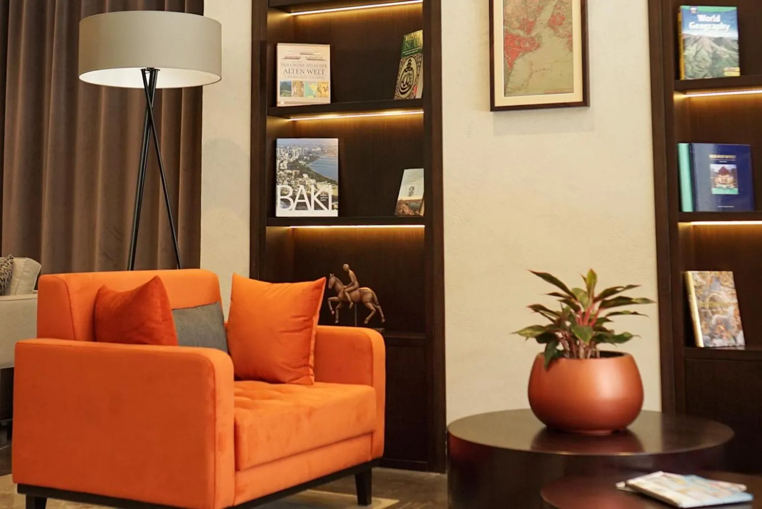 Seating area in Golden Horn Apart Hotel