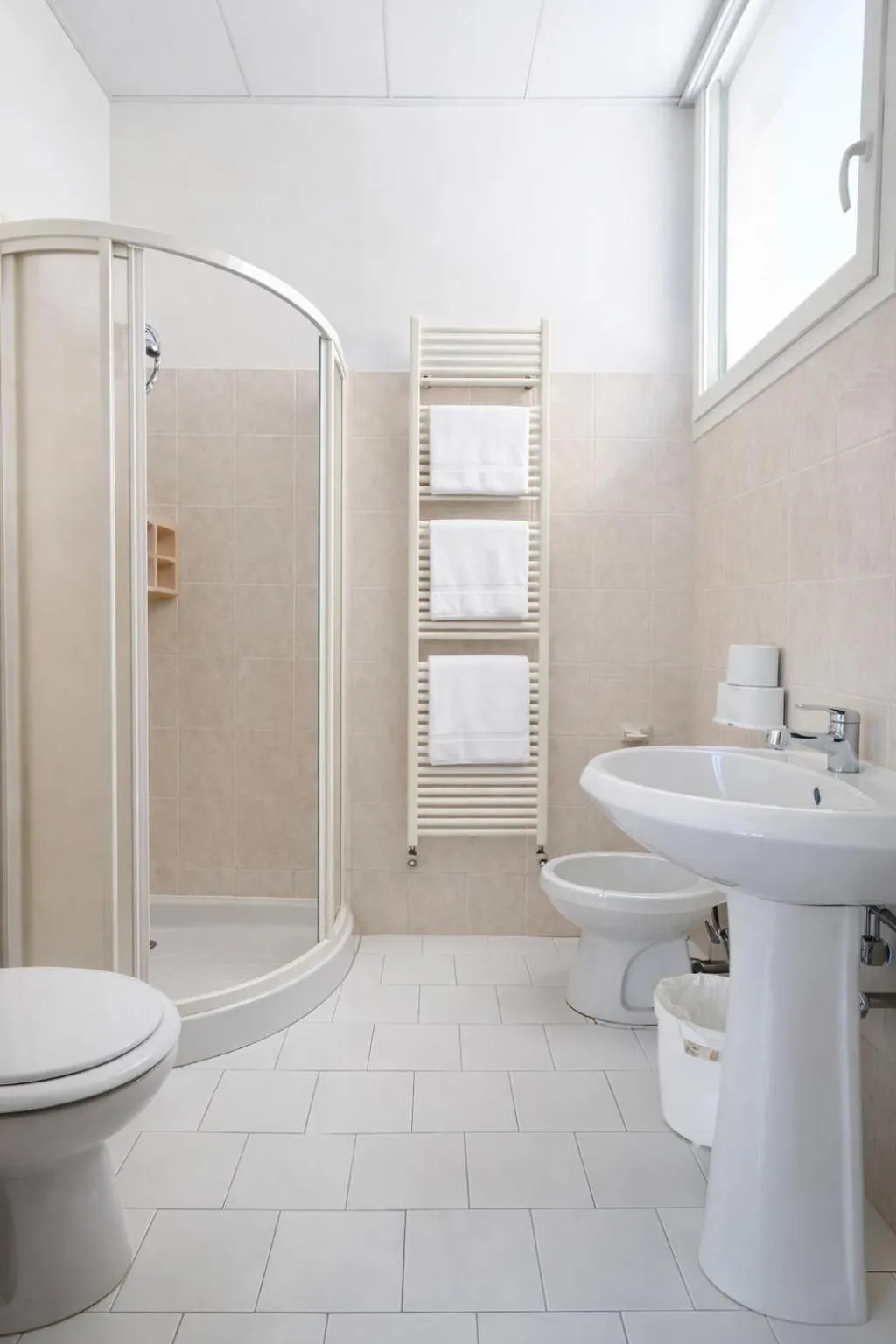 Shower in Hotel Regina Fronte Mare