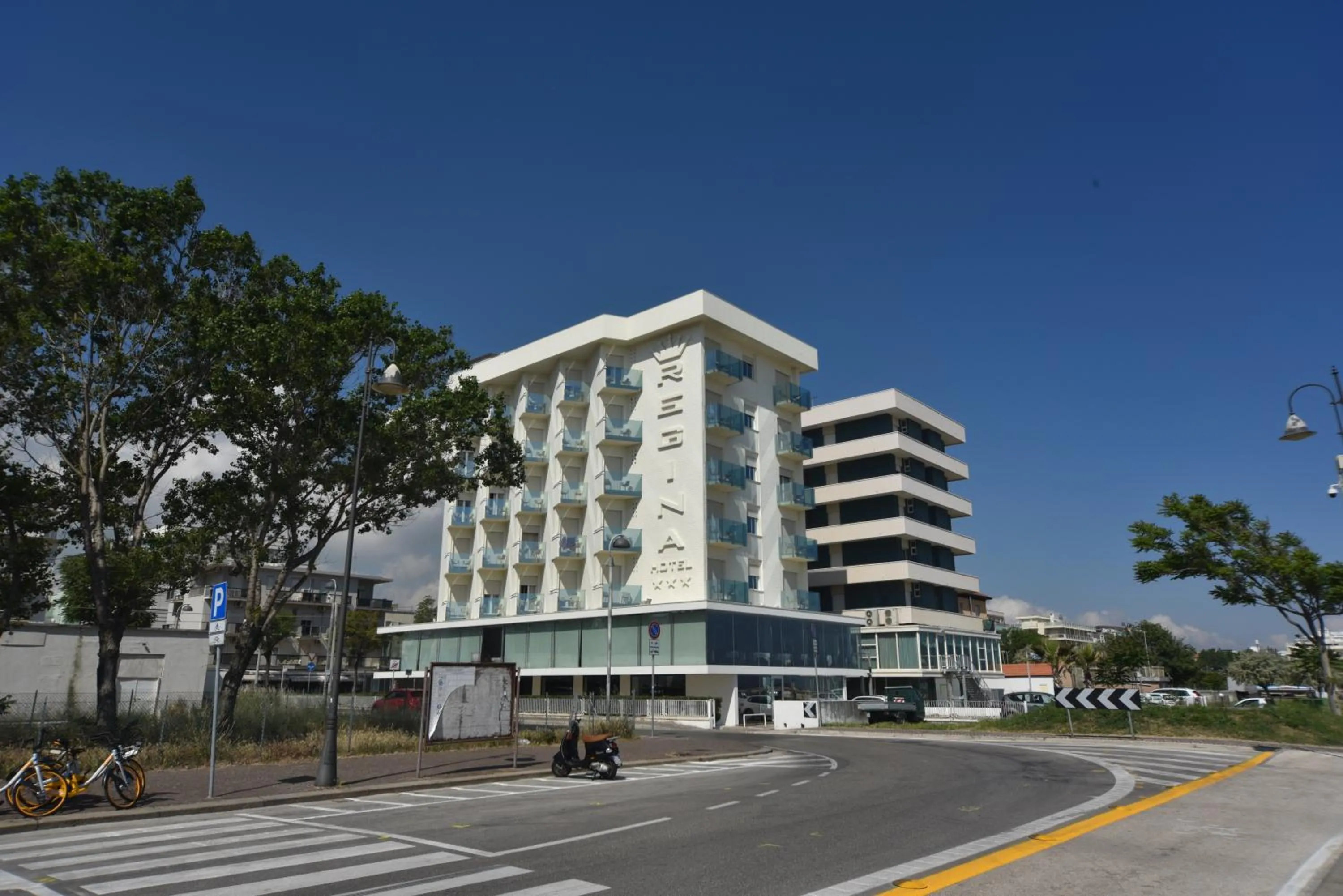 Hotel Regina Fronte Mare