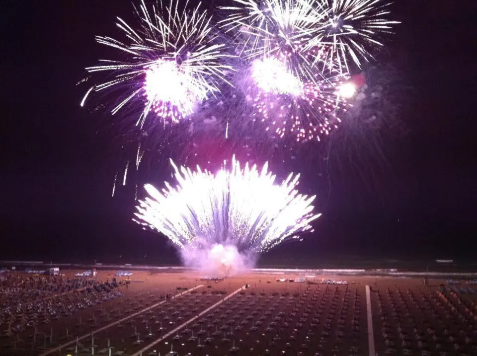 Night in Hotel Regina Fronte Mare