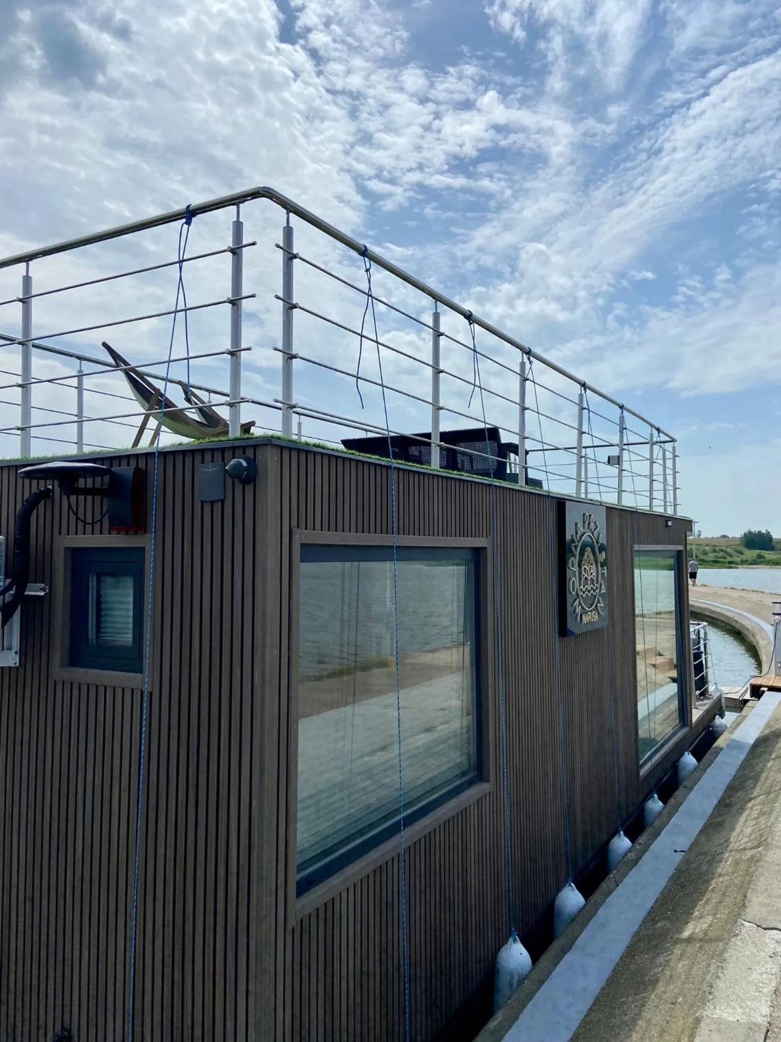 Domek na wodzie Houseboat Frombork
