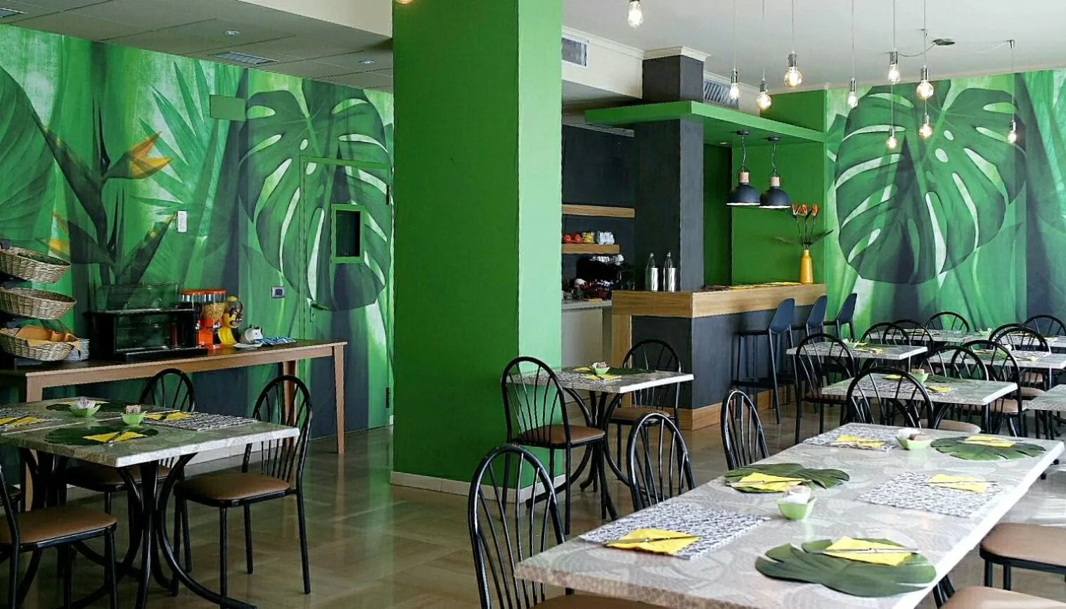 Restaurant/places to eat in Sait Hotel & BB