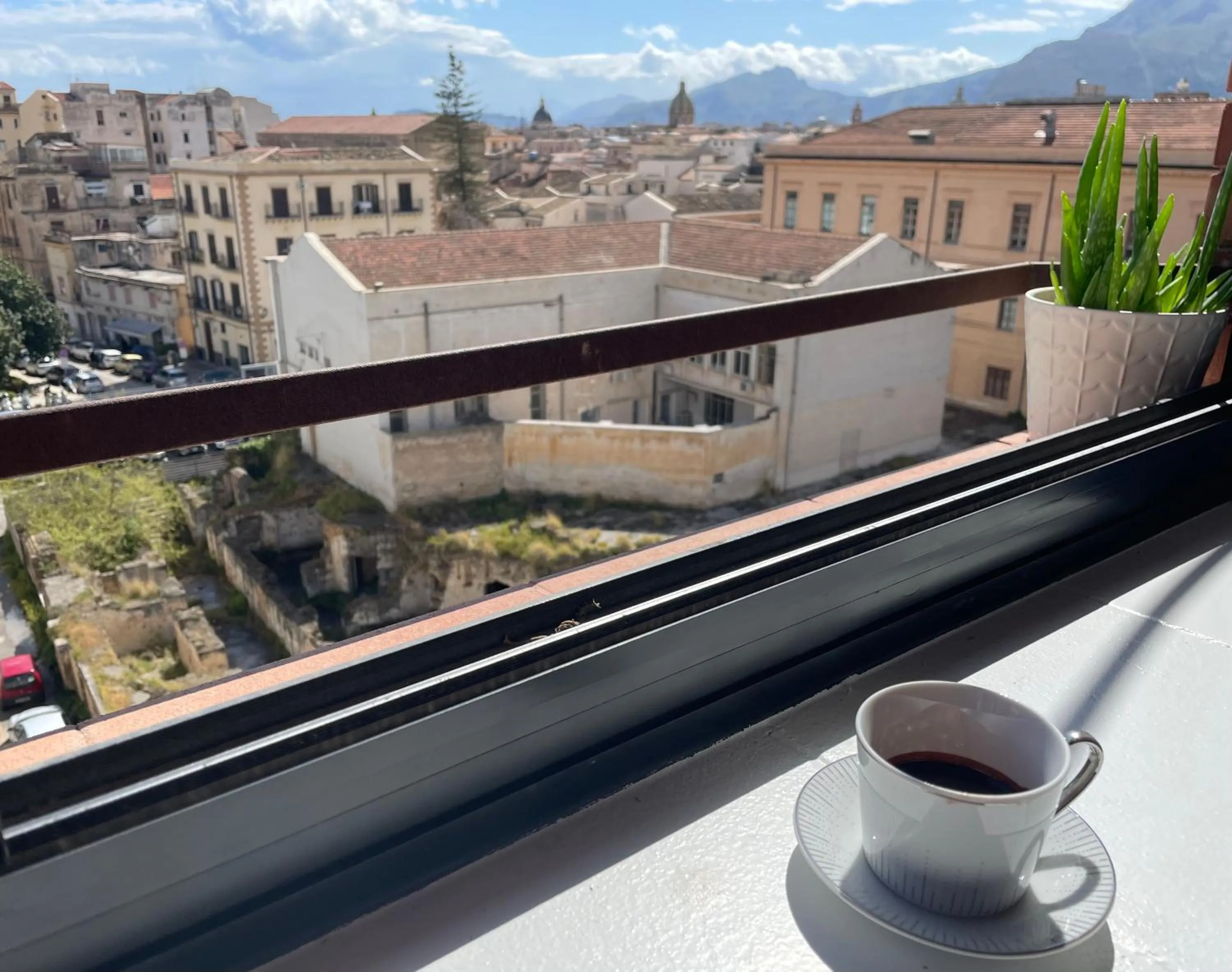 City view in Loft Aragonese