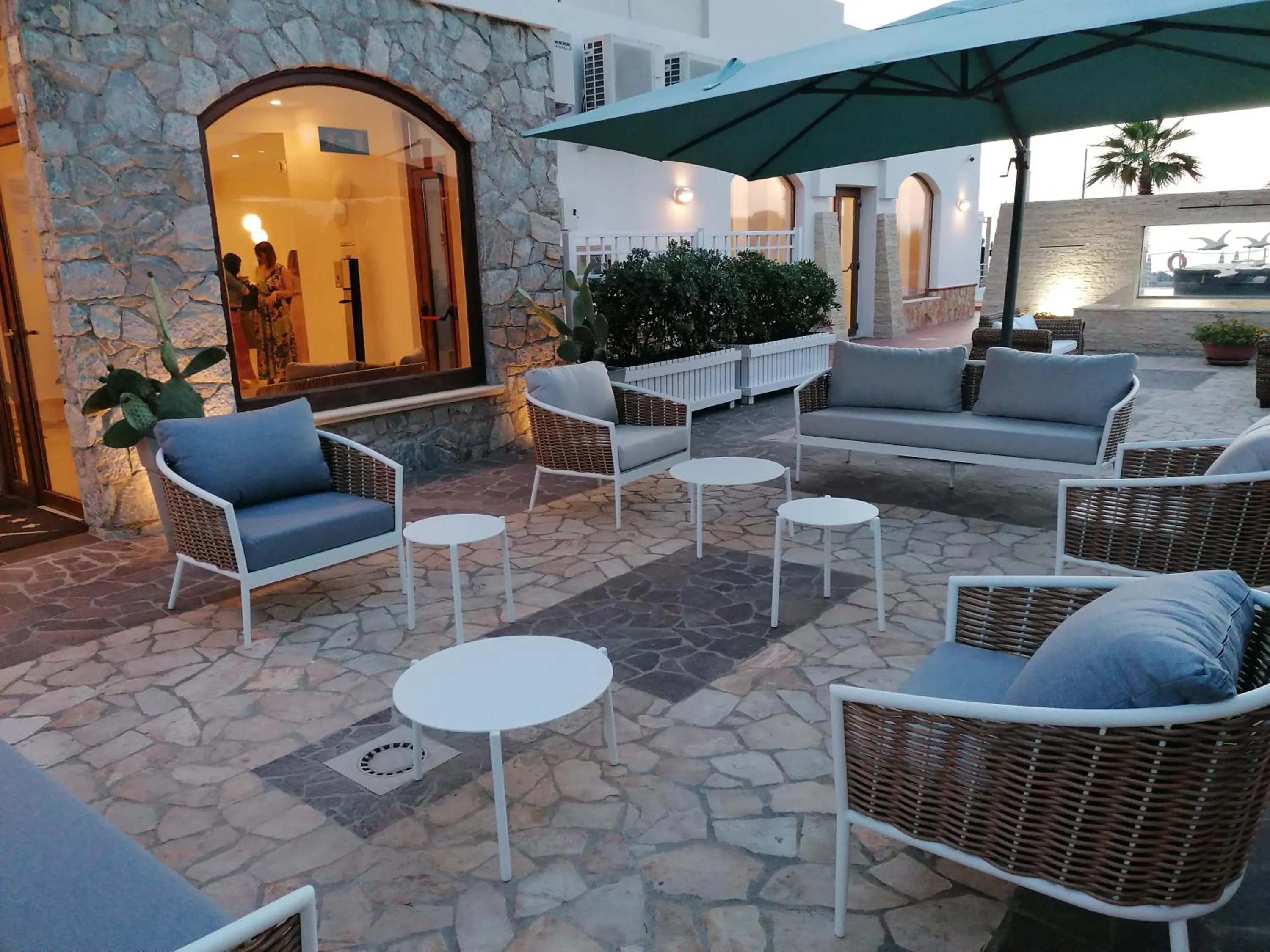Patio in Hotel Il Gabbiano Beach