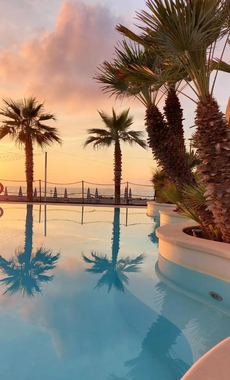 Swimming pool in Hotel Il Gabbiano Beach
