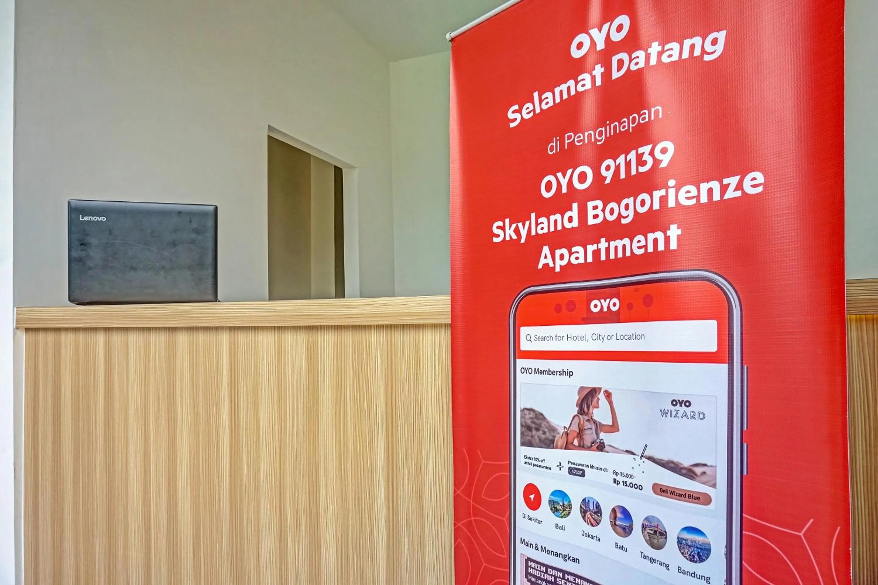 Lobby or reception in Hotel O Skyland Bogorienze Apartment