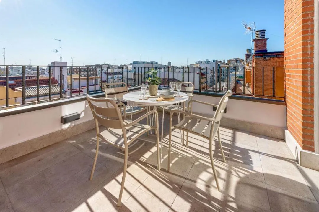 Bright W Terrace -2 bedrooms 2 bathrooms-Chamberi