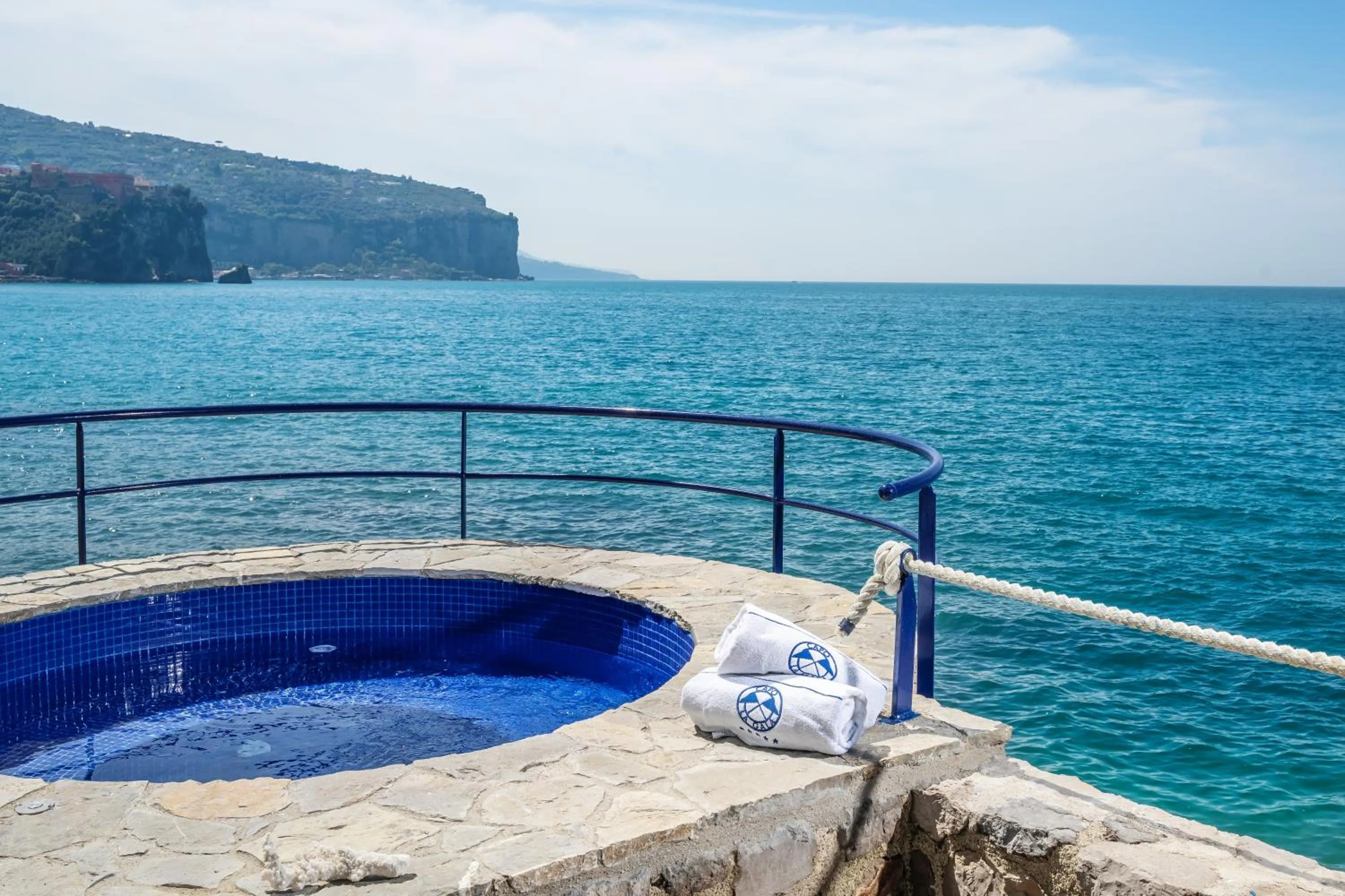 Swimming pool in Capo la Gala Hotel&Wellness