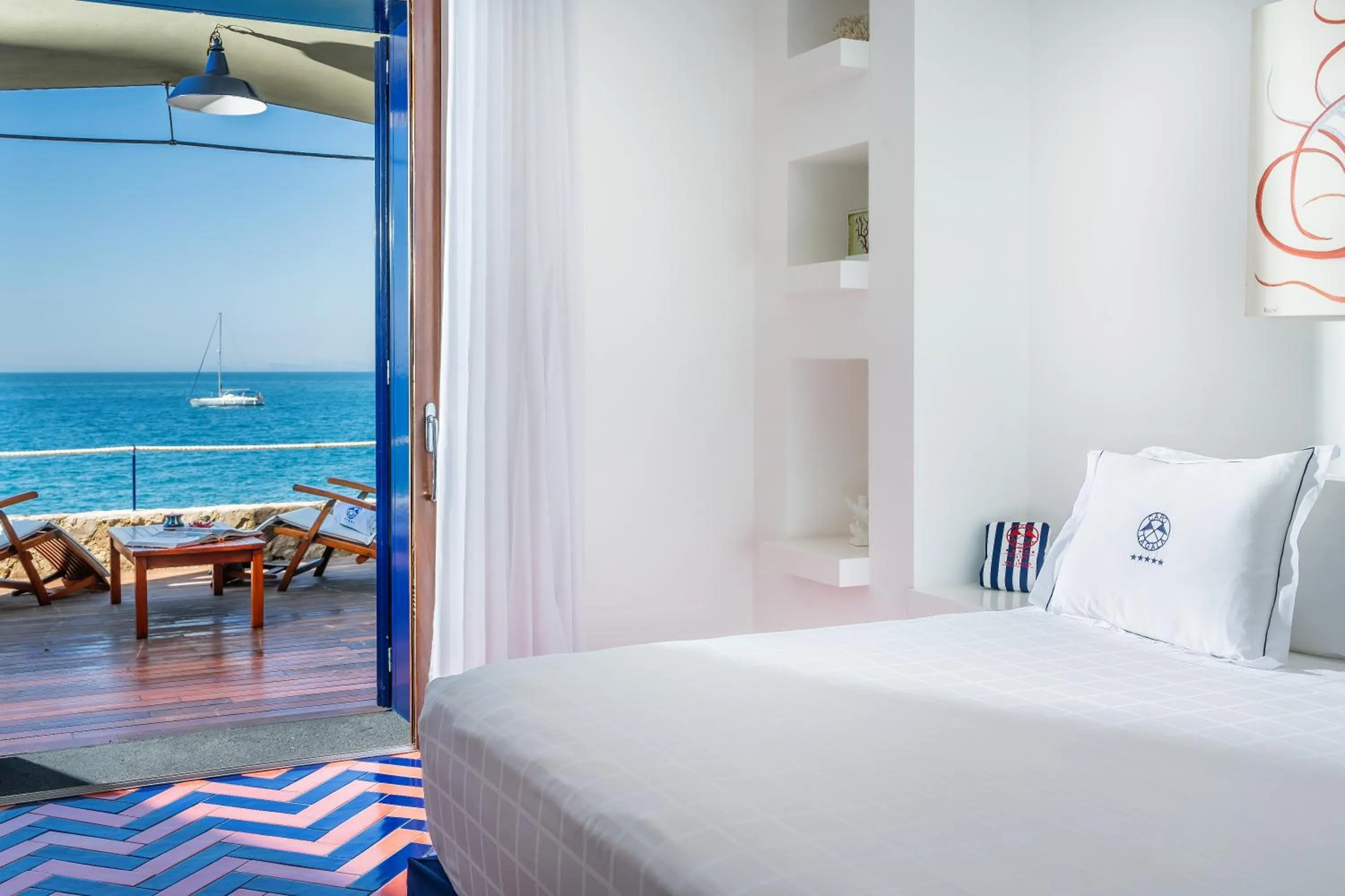 View (from property/room), Bed in Capo la Gala Hotel&Wellness