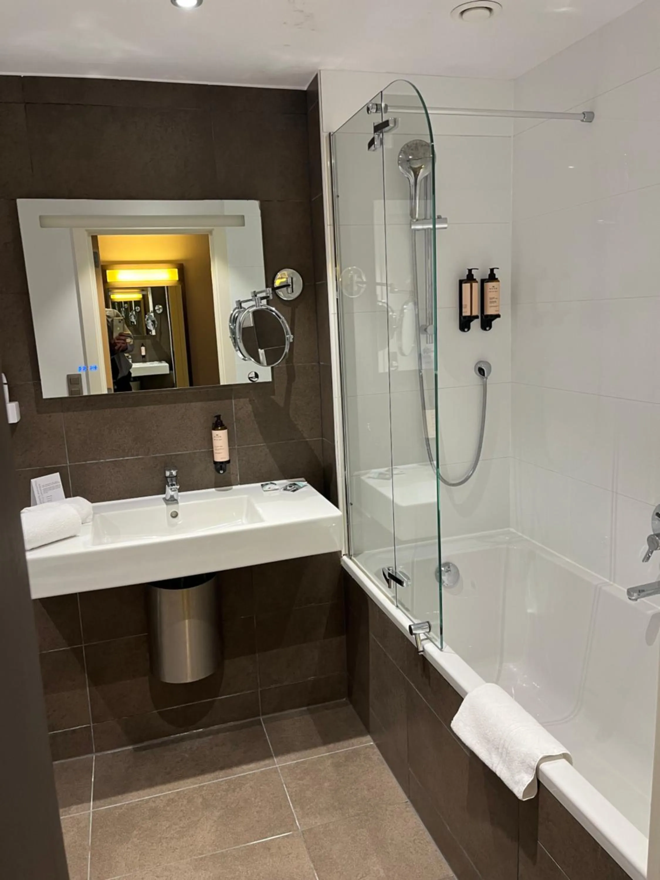 Property building in Mercure Hotel Brussels Centre Midi