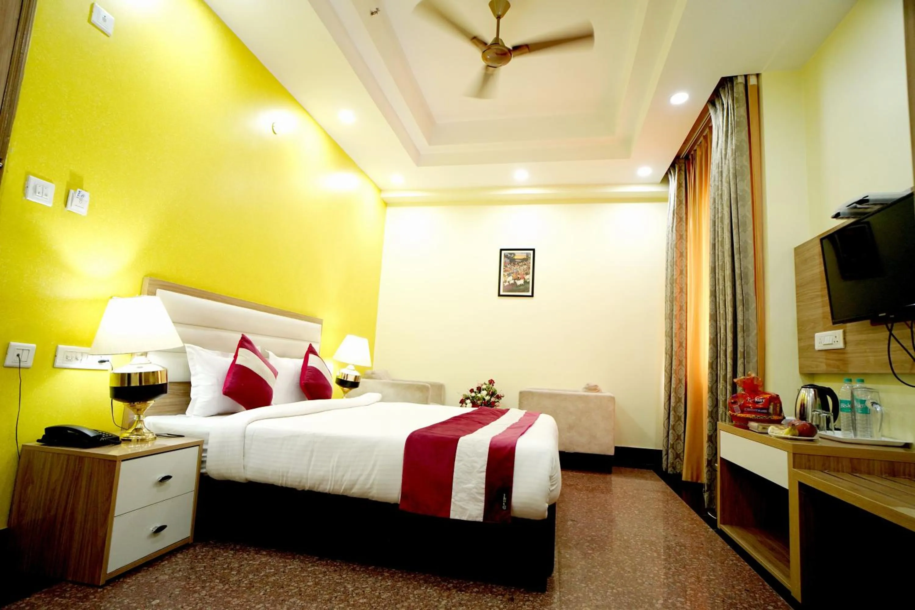 Photo of the whole room, Bed in Hotel SKS Grand Palace-Vrindāvan