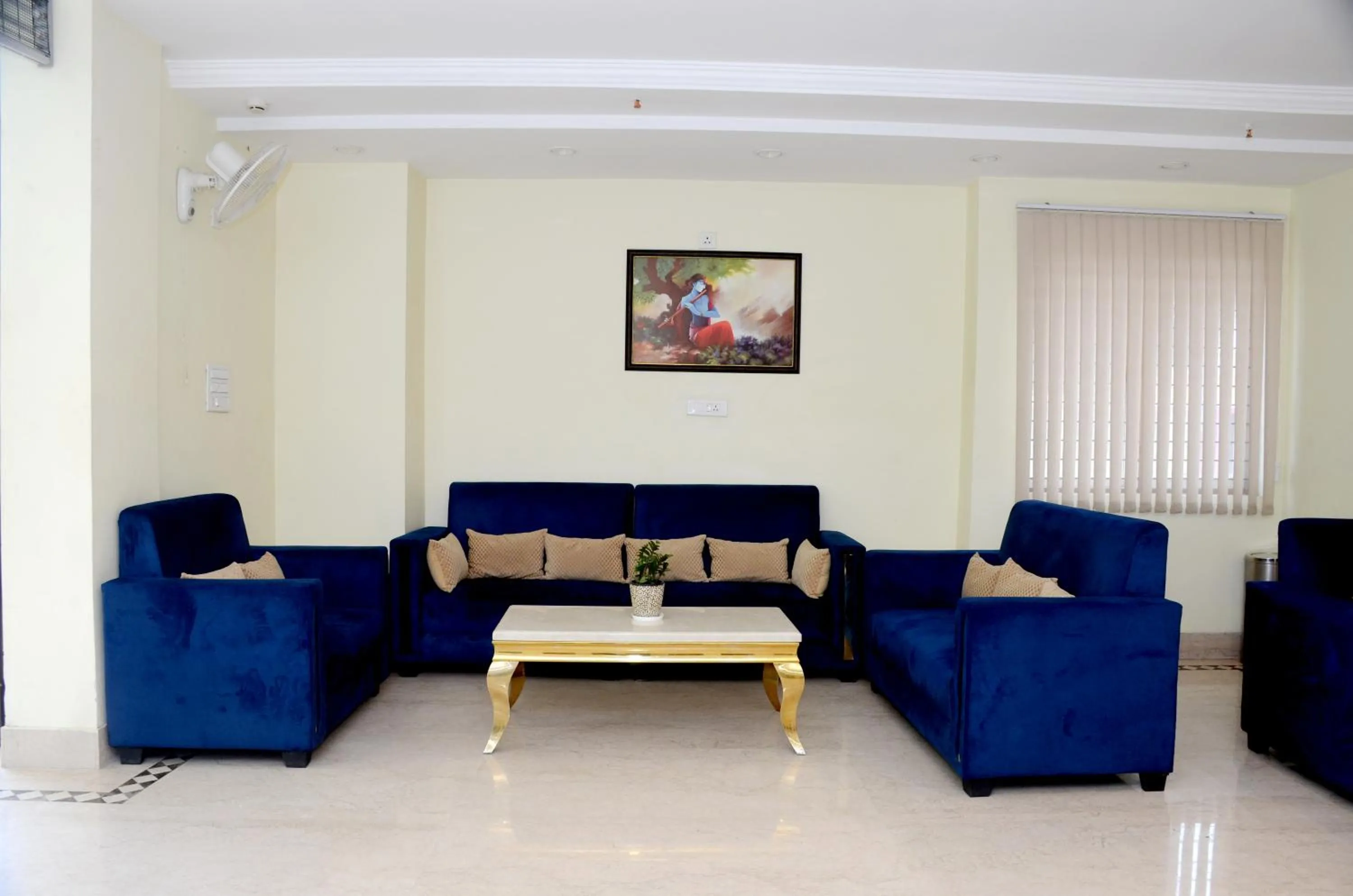 Seating area in Hotel SKS Grand Palace-Vrindāvan