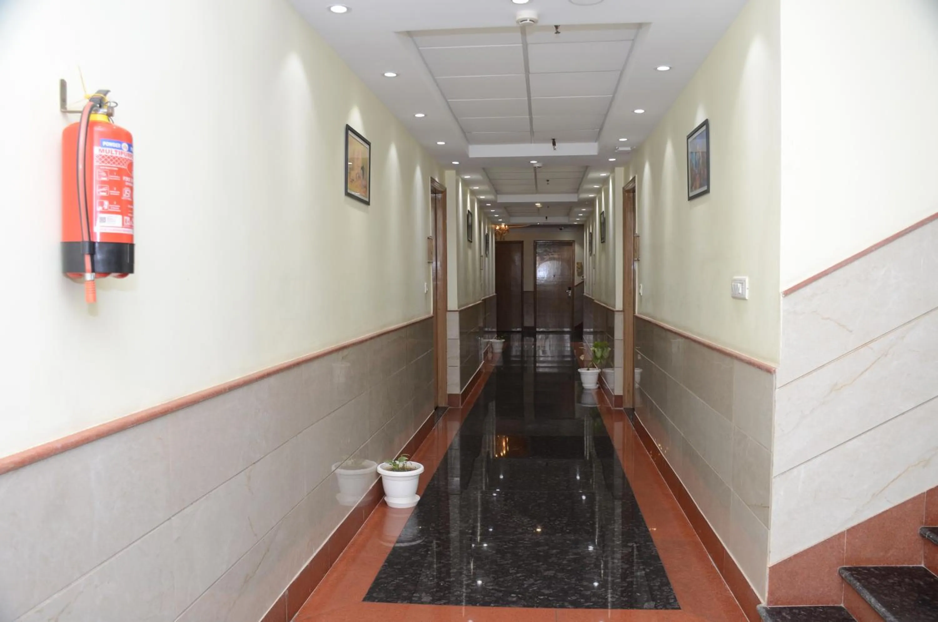 Property building in Hotel SKS Grand Palace-Vrindāvan