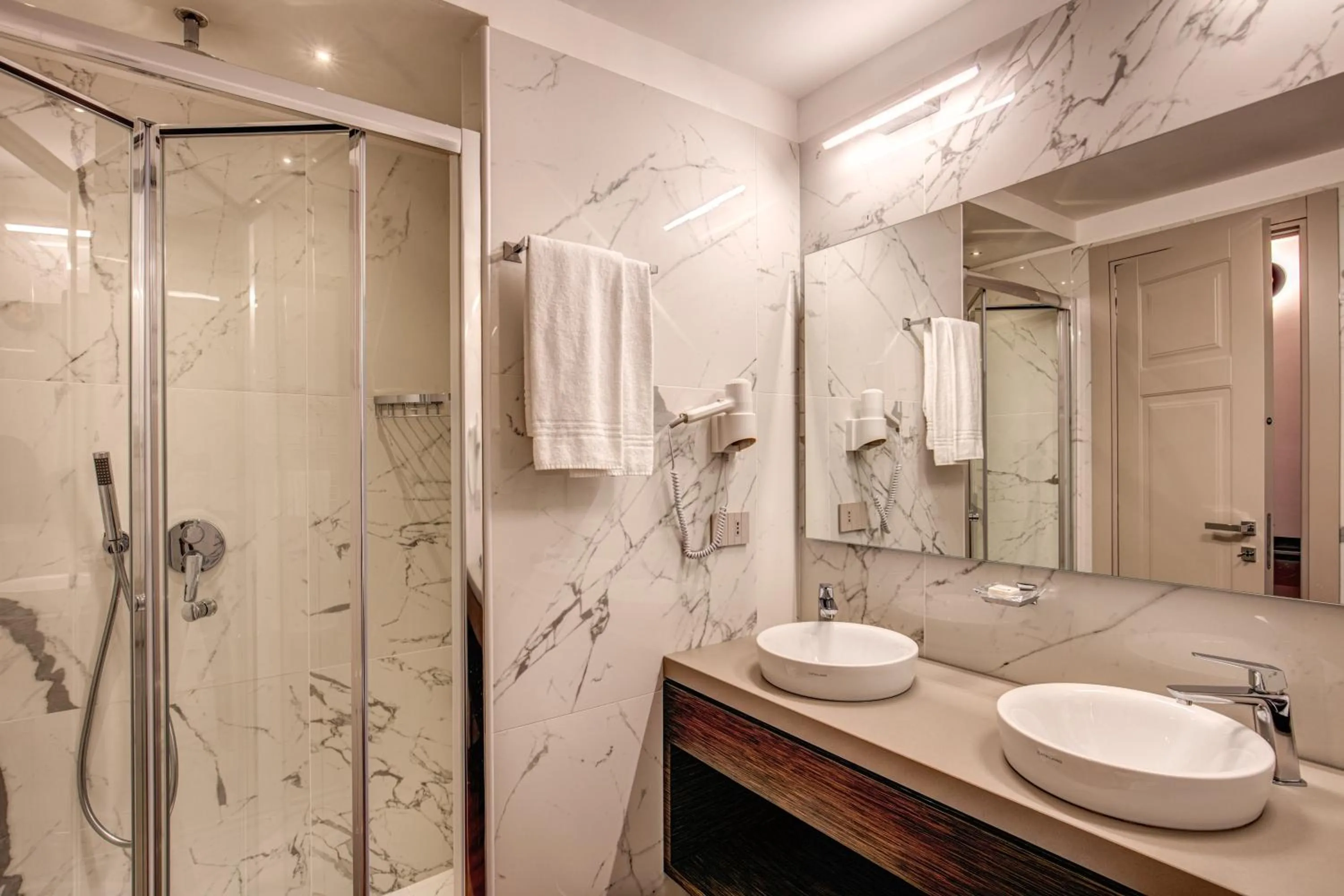 Bathroom in Al Manthia Hotel - Gruppo Trevi Hotels