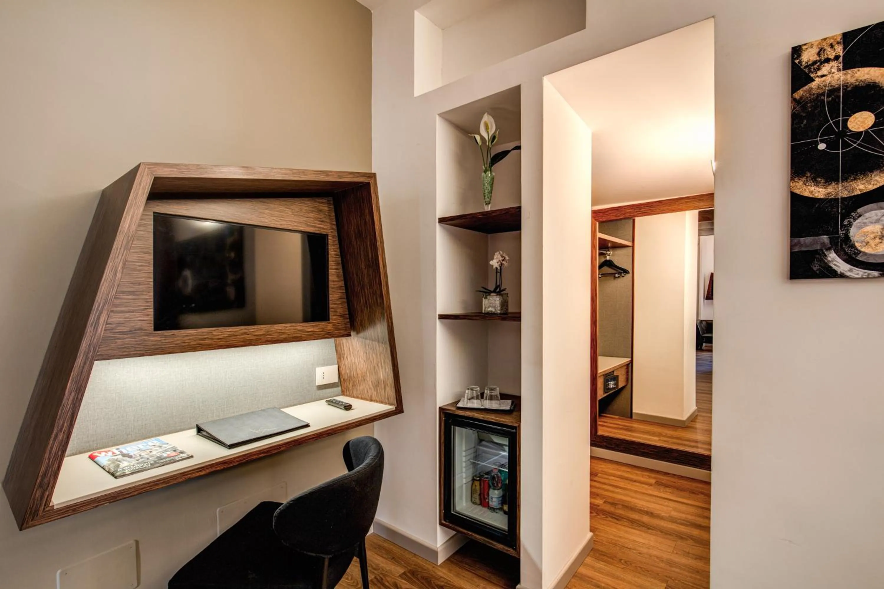 Decorative detail, Bed in Al Manthia Hotel - Gruppo Trevi Hotels