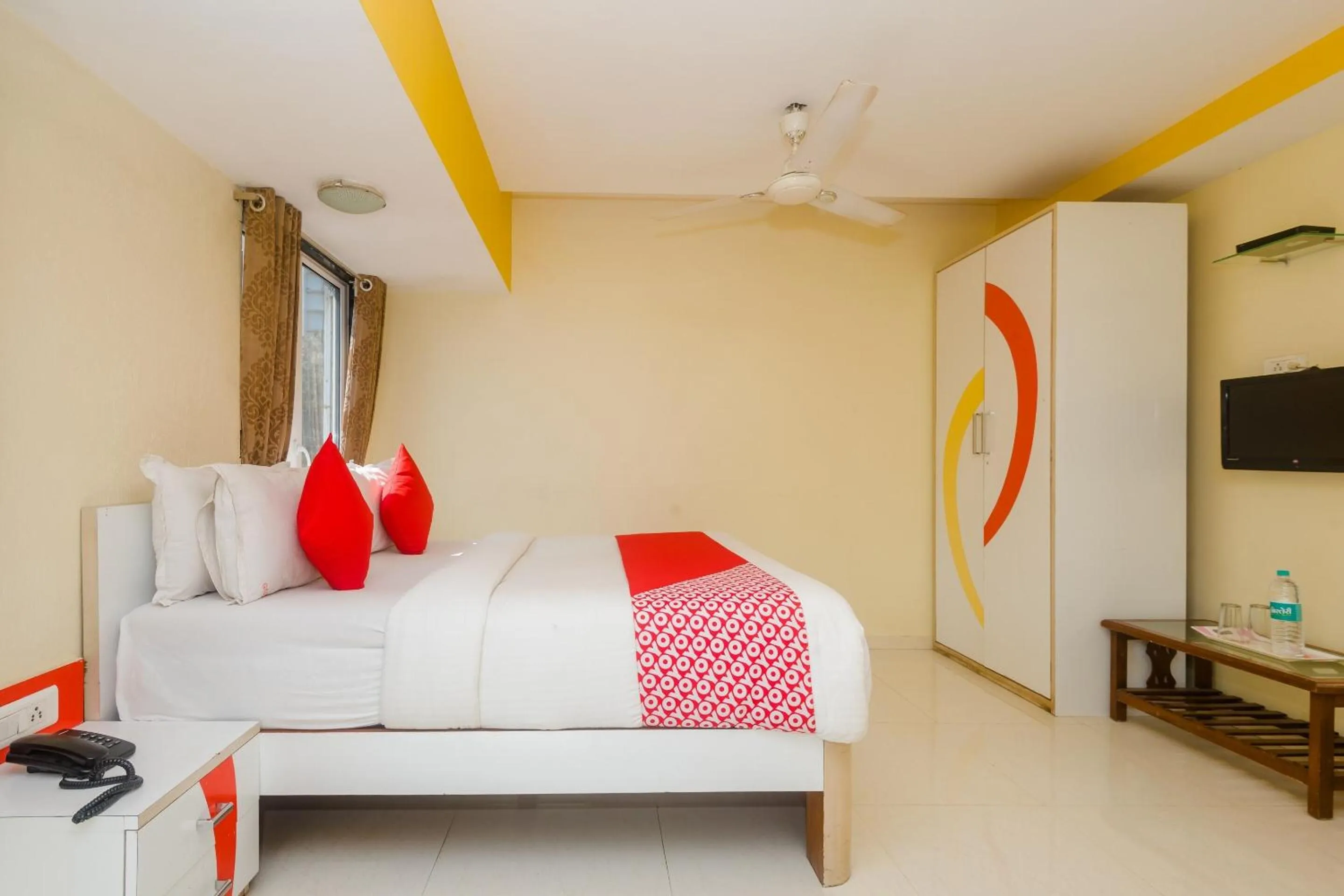 Bedroom in Collection O Grand Corp Inn