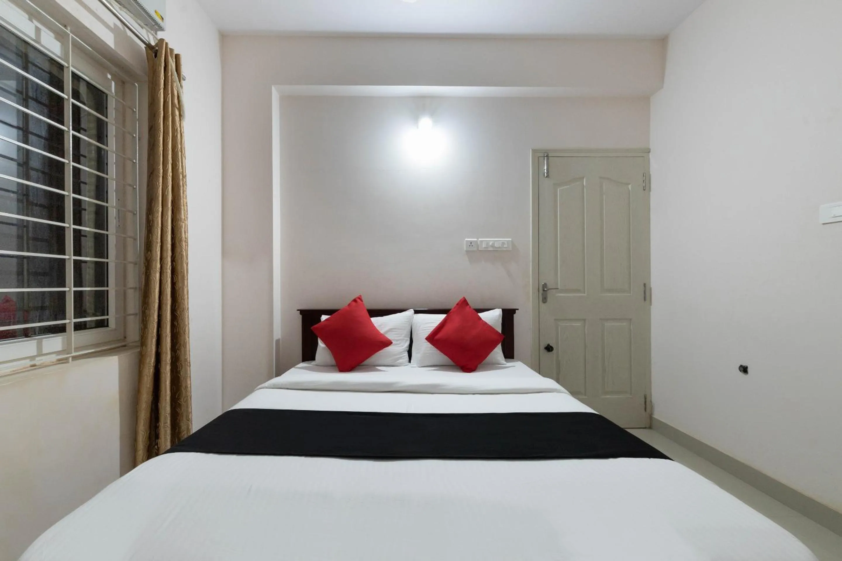 Hotel O Nirvikalpa