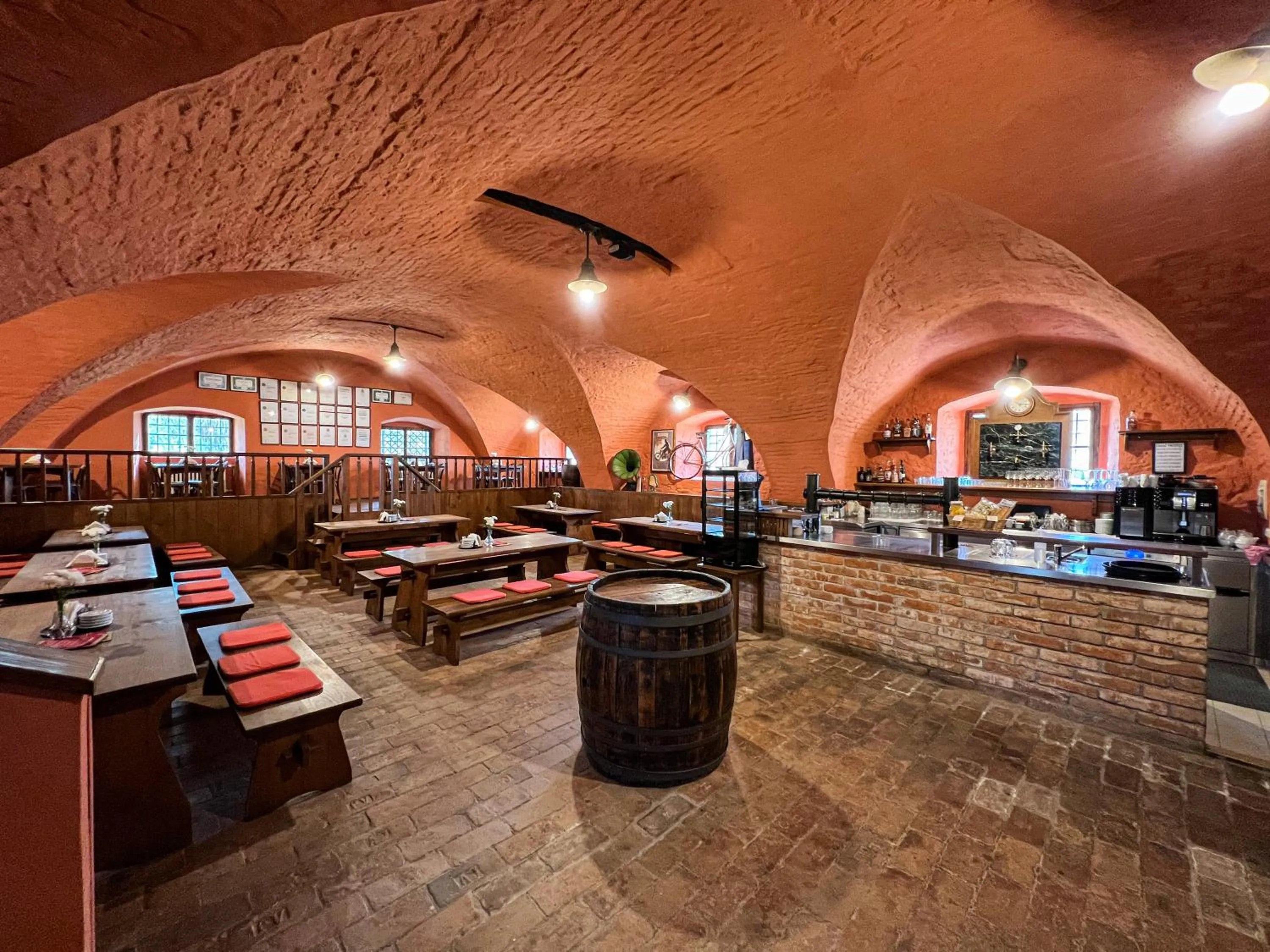 Restaurant/places to eat in Pivovarský hotel