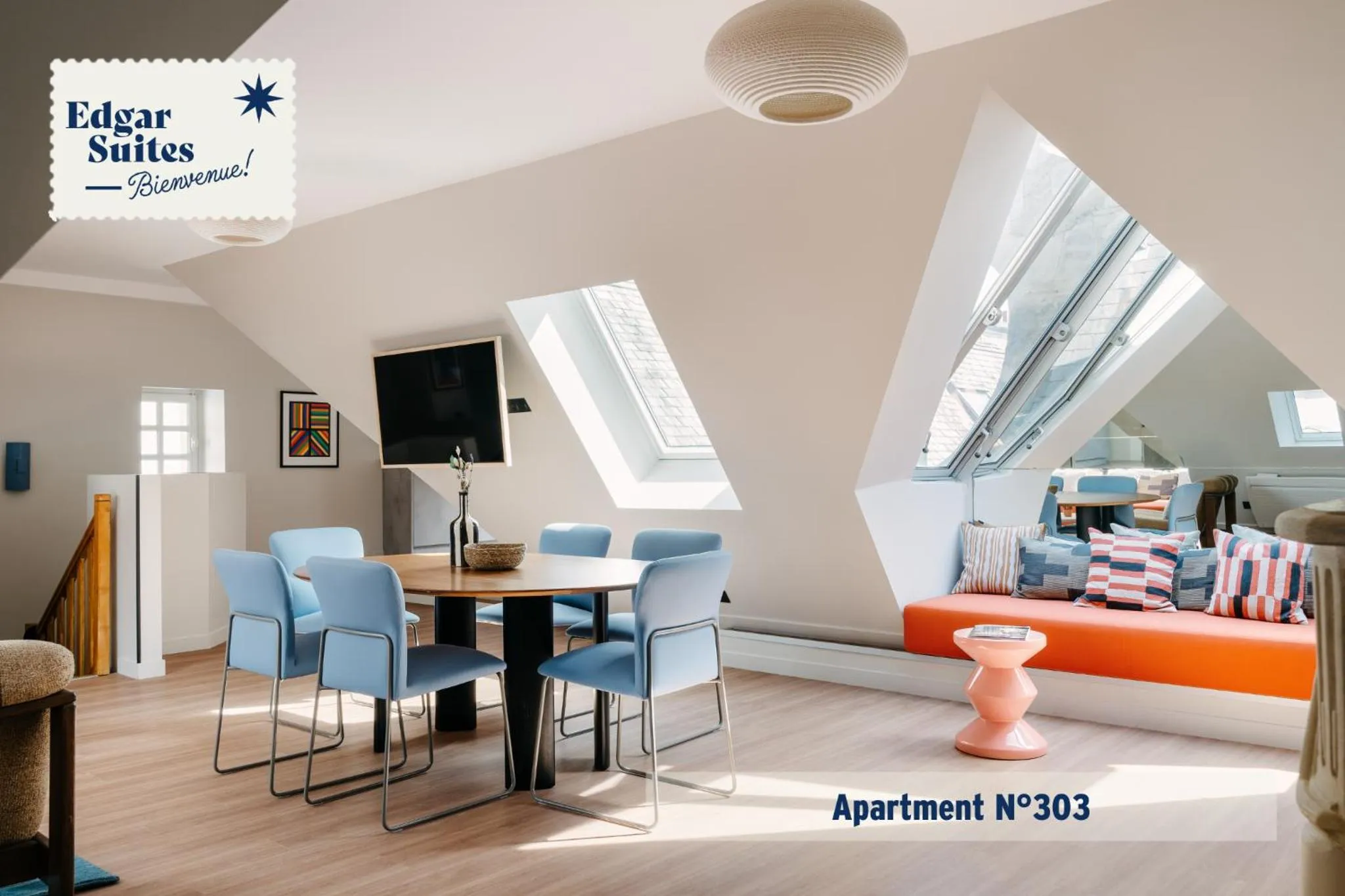 TV and multimedia in Edgar Suites Louvre - Jour