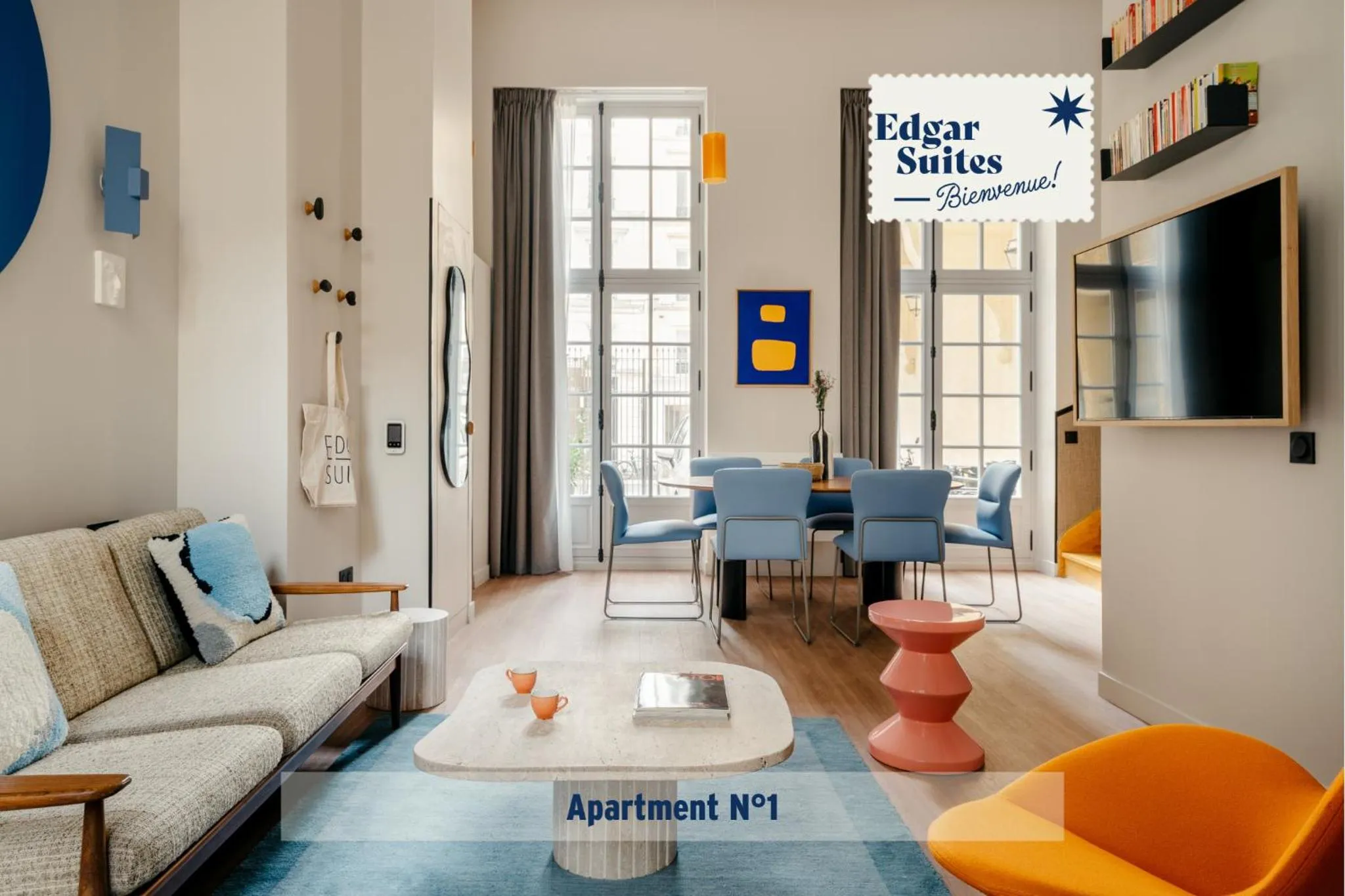 TV and multimedia in Edgar Suites Louvre - Jour