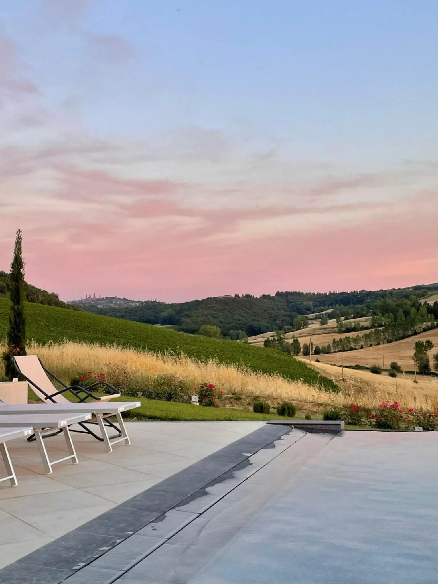 Pool view in Poderi Arcangelo