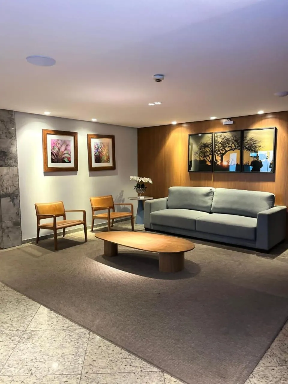 Living room in Atmosfera Hotel