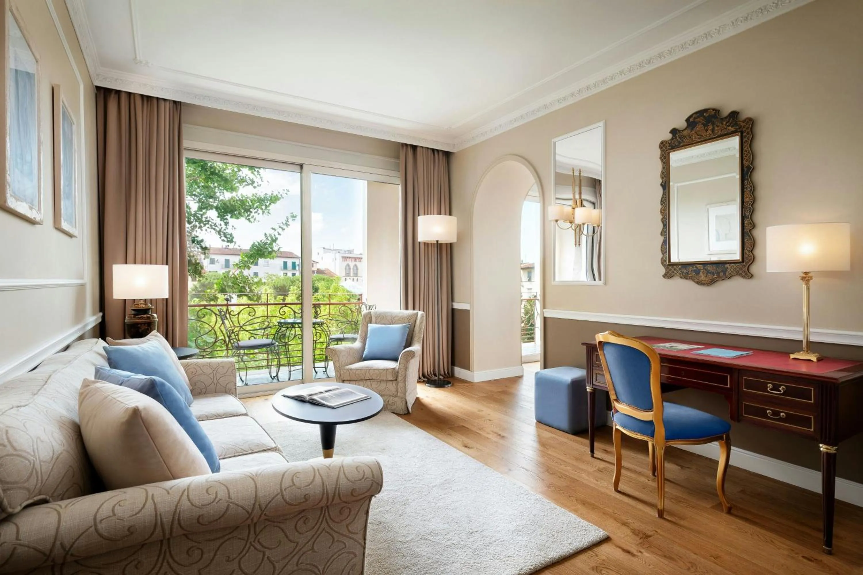 Living room in Sina Villa Medici, Autograph Collection