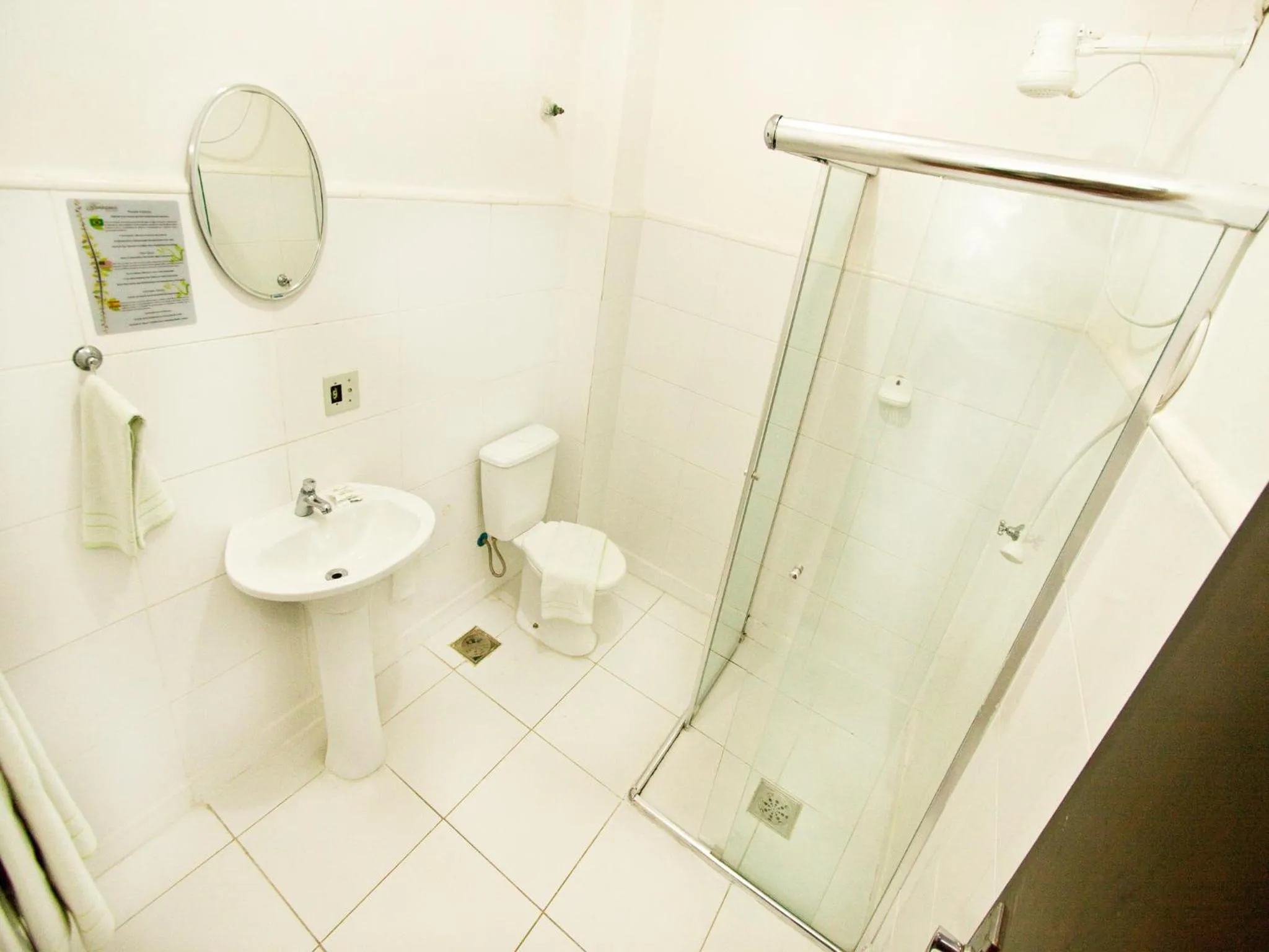 Bathroom in Turrance White Hotel