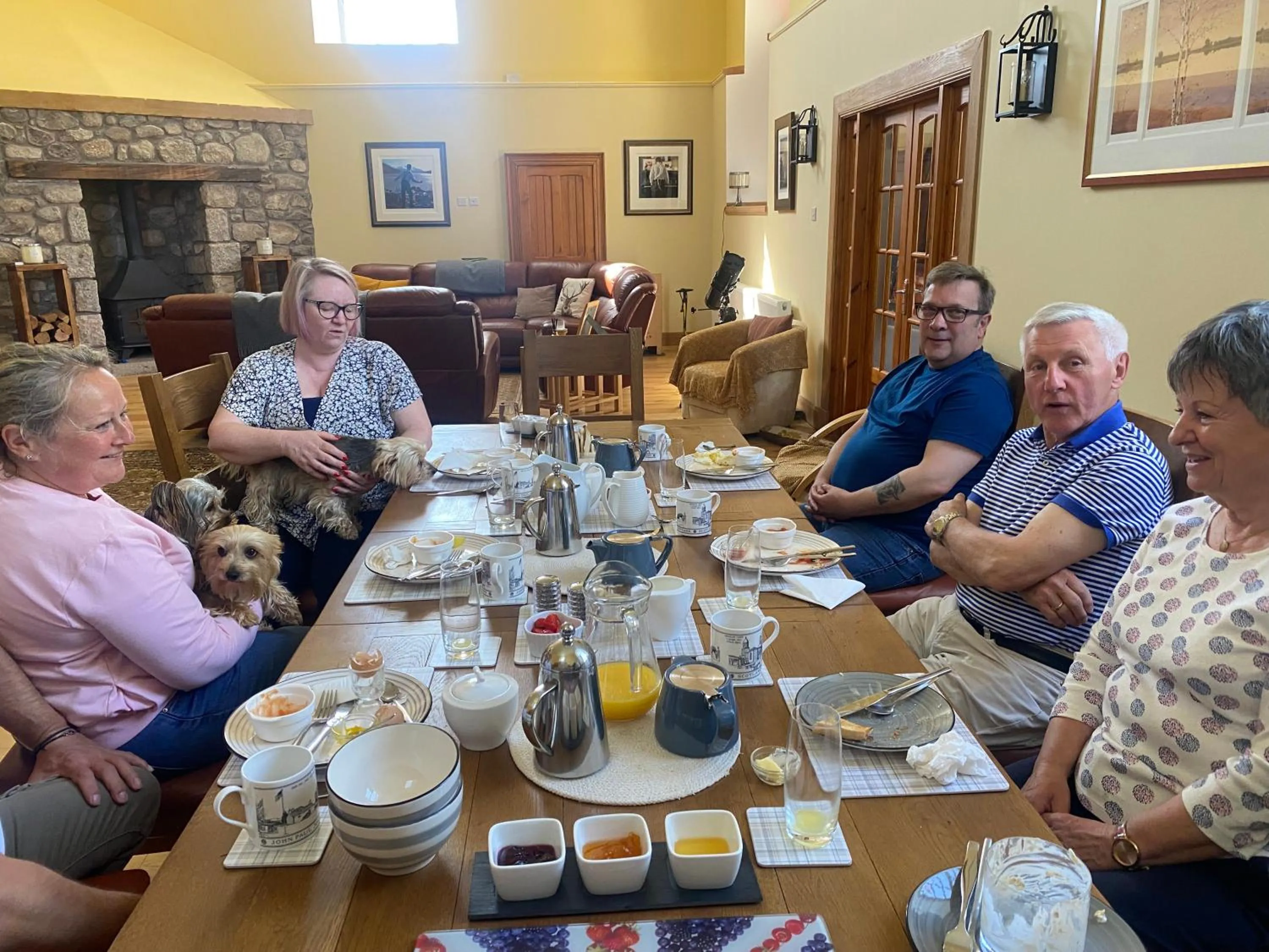 Breakfast in The Auld Kirk