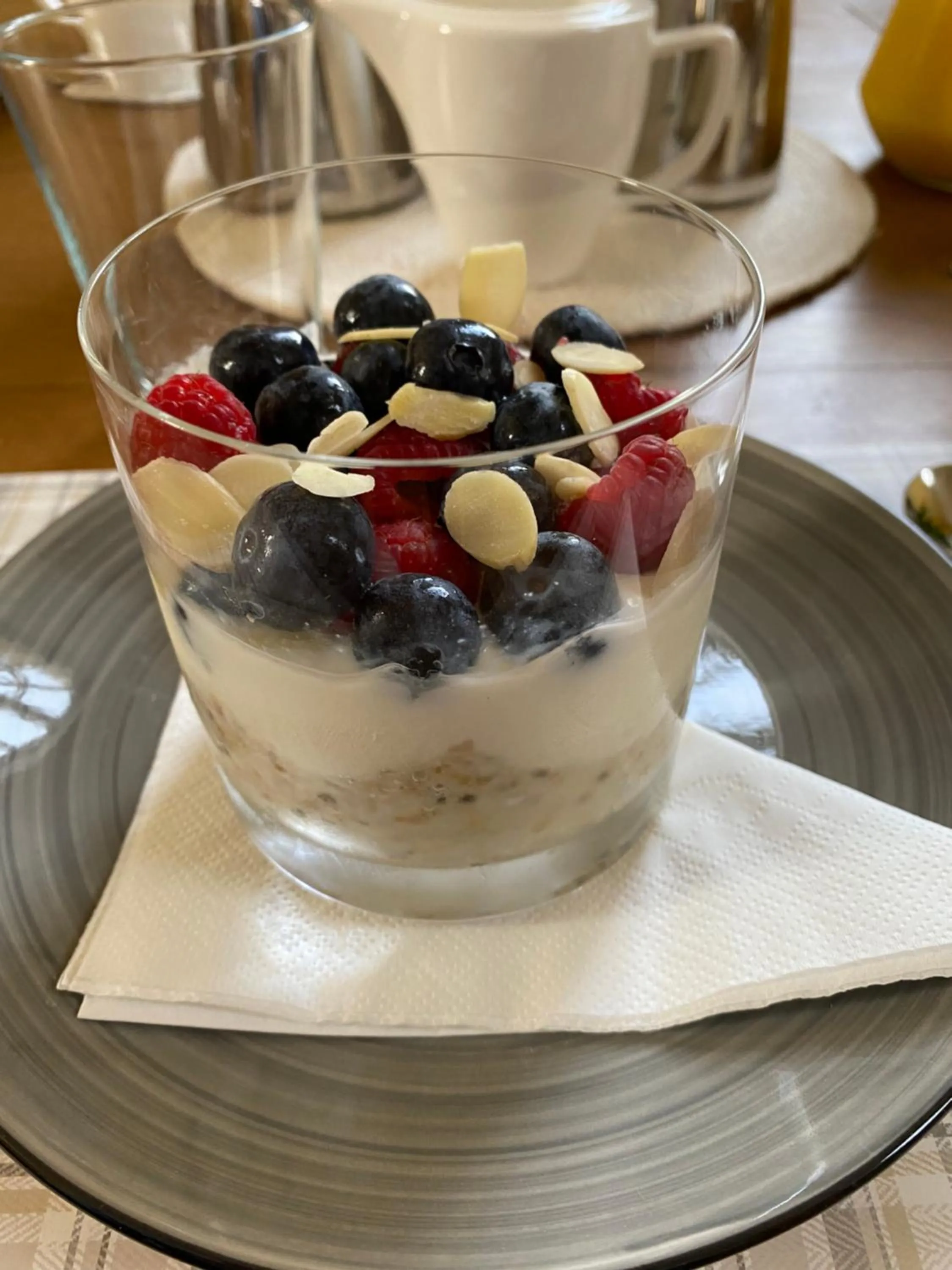 Breakfast in The Auld Kirk