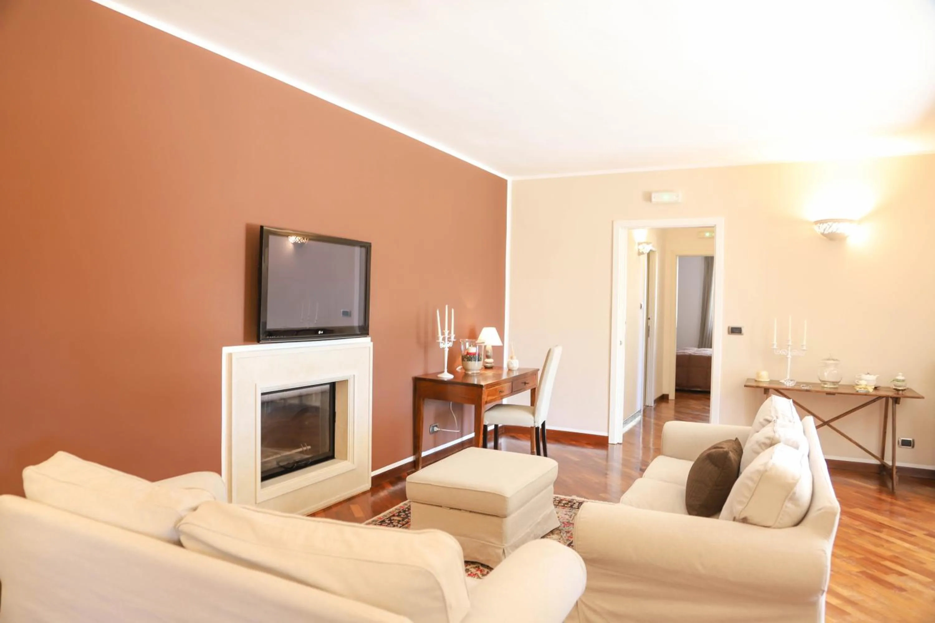 Communal lounge/ TV room in VILLA LAURETO by Apulia Hospitality