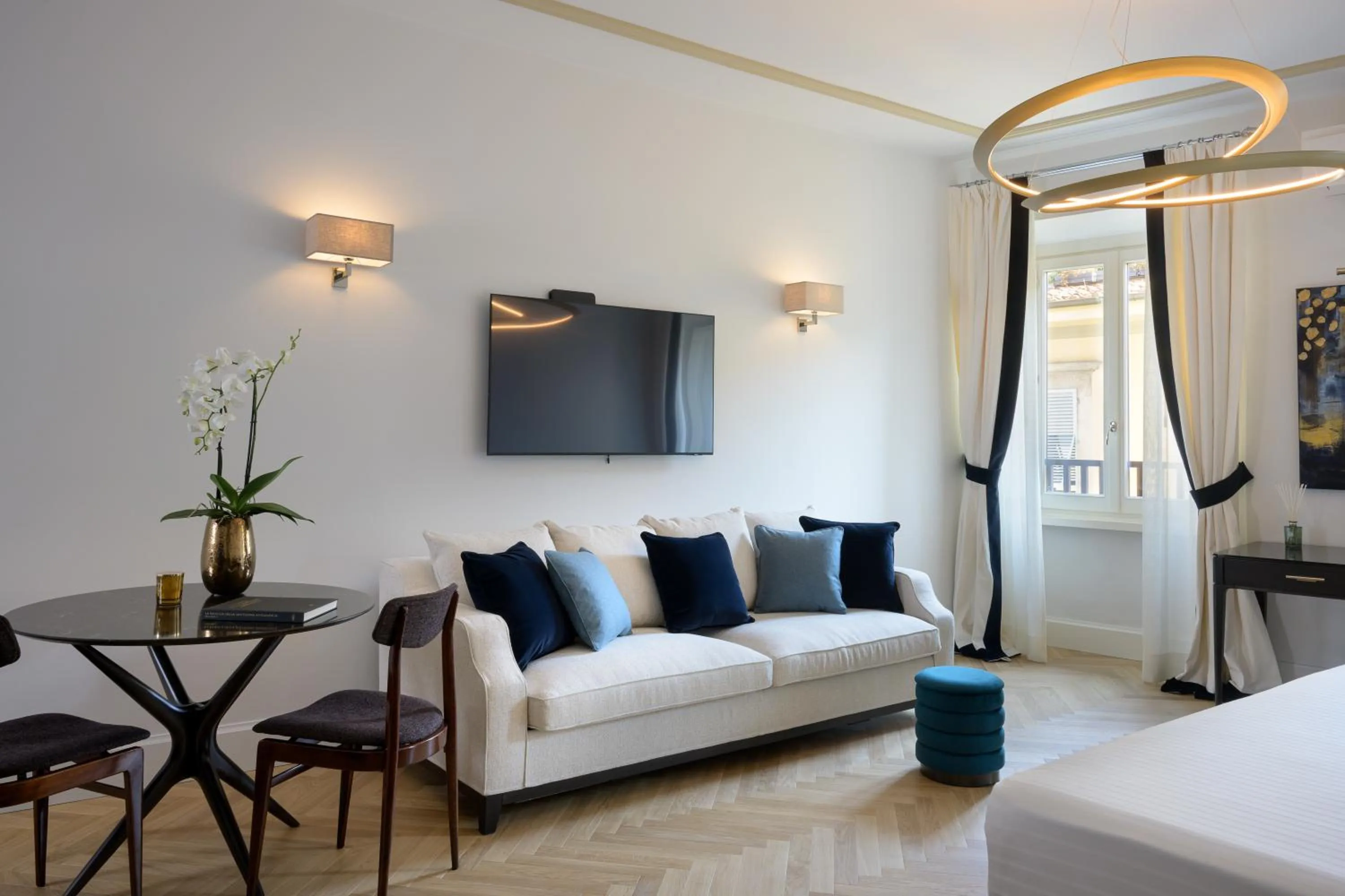 Bedroom, Bed in Tornabuoni Suites Collection Residenza D'Epoca